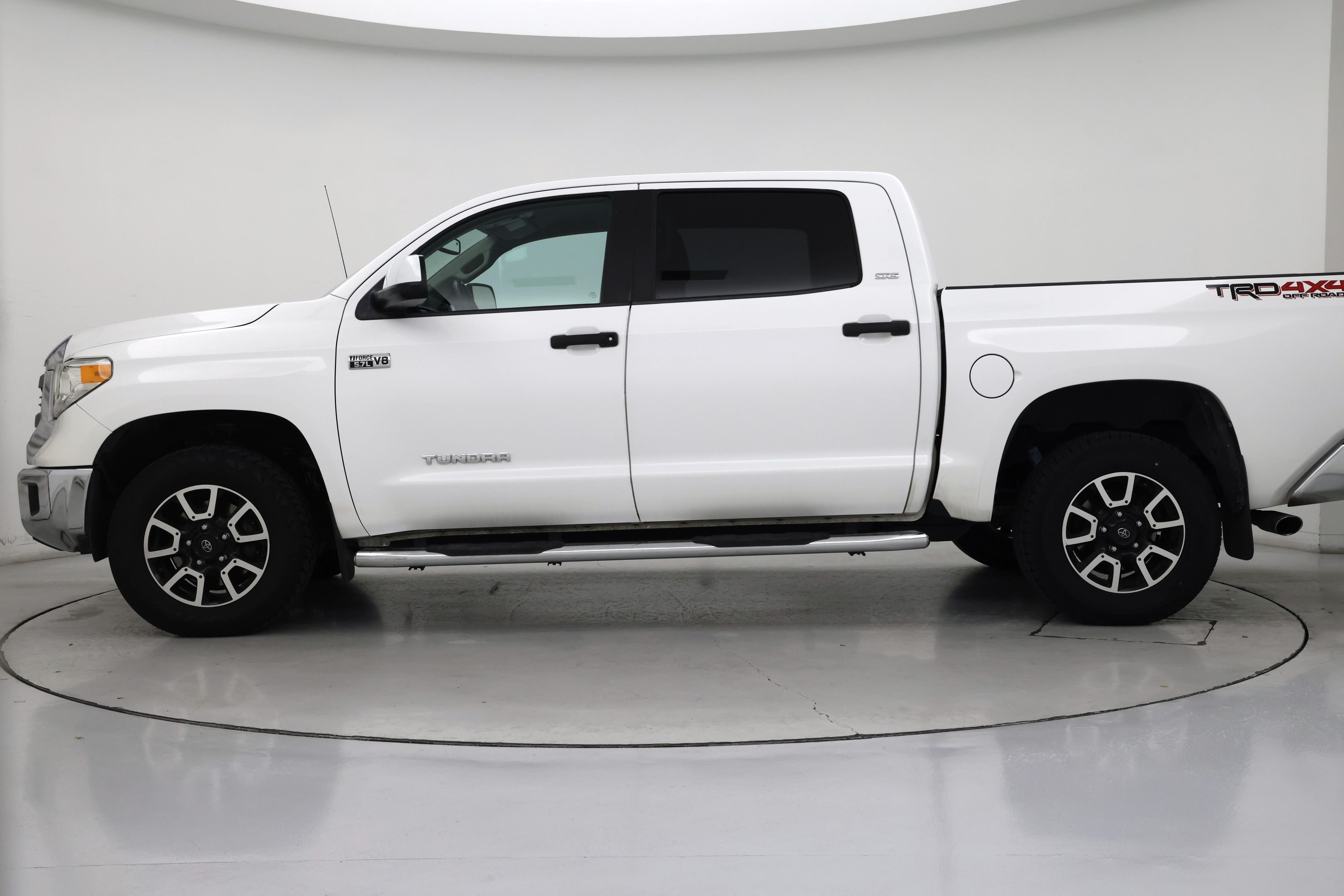 Thumbnail: 2014 Toyota Tundra - 3