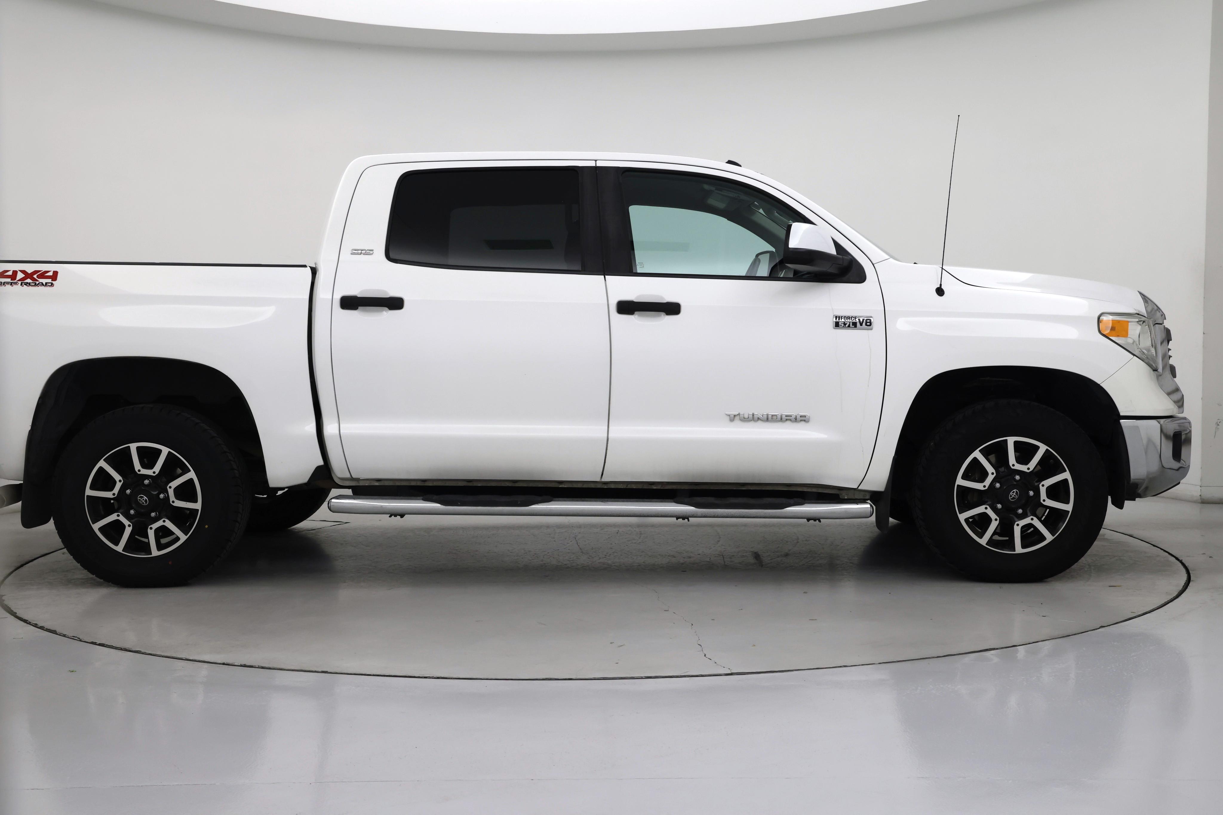 Thumbnail: 2014 Toyota Tundra - 7