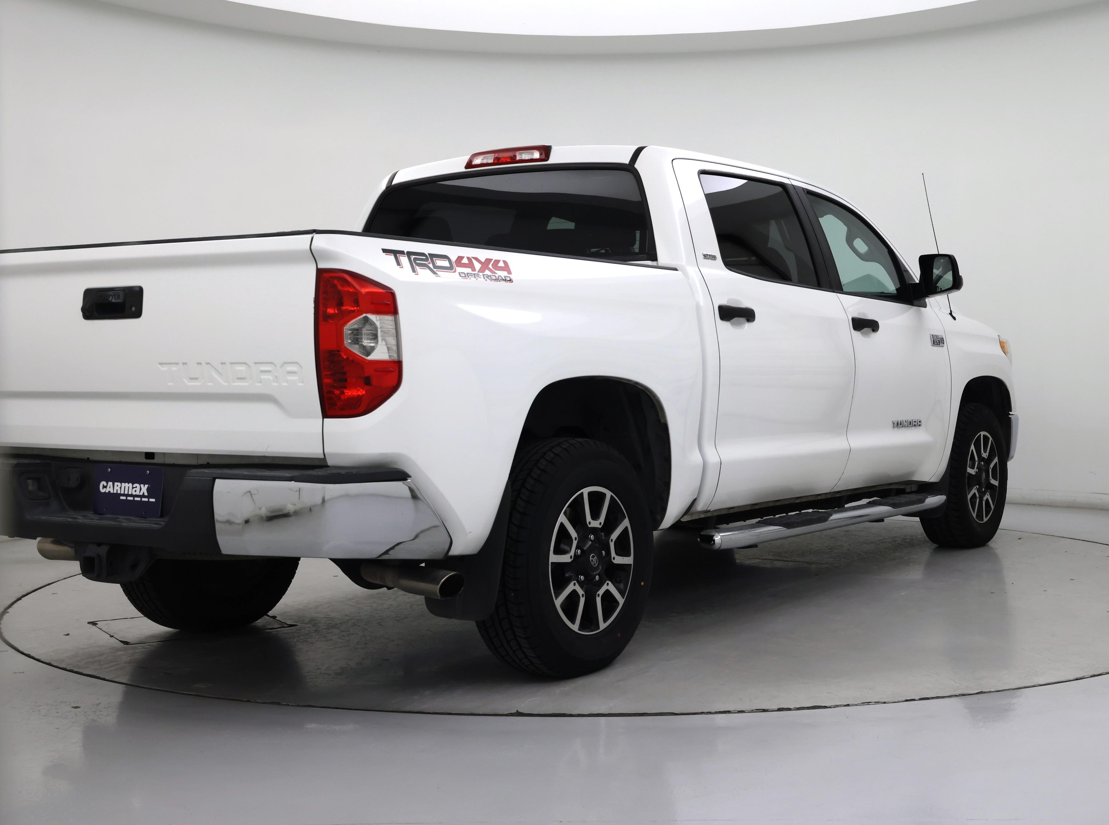 Thumbnail: 2014 Toyota Tundra - 8