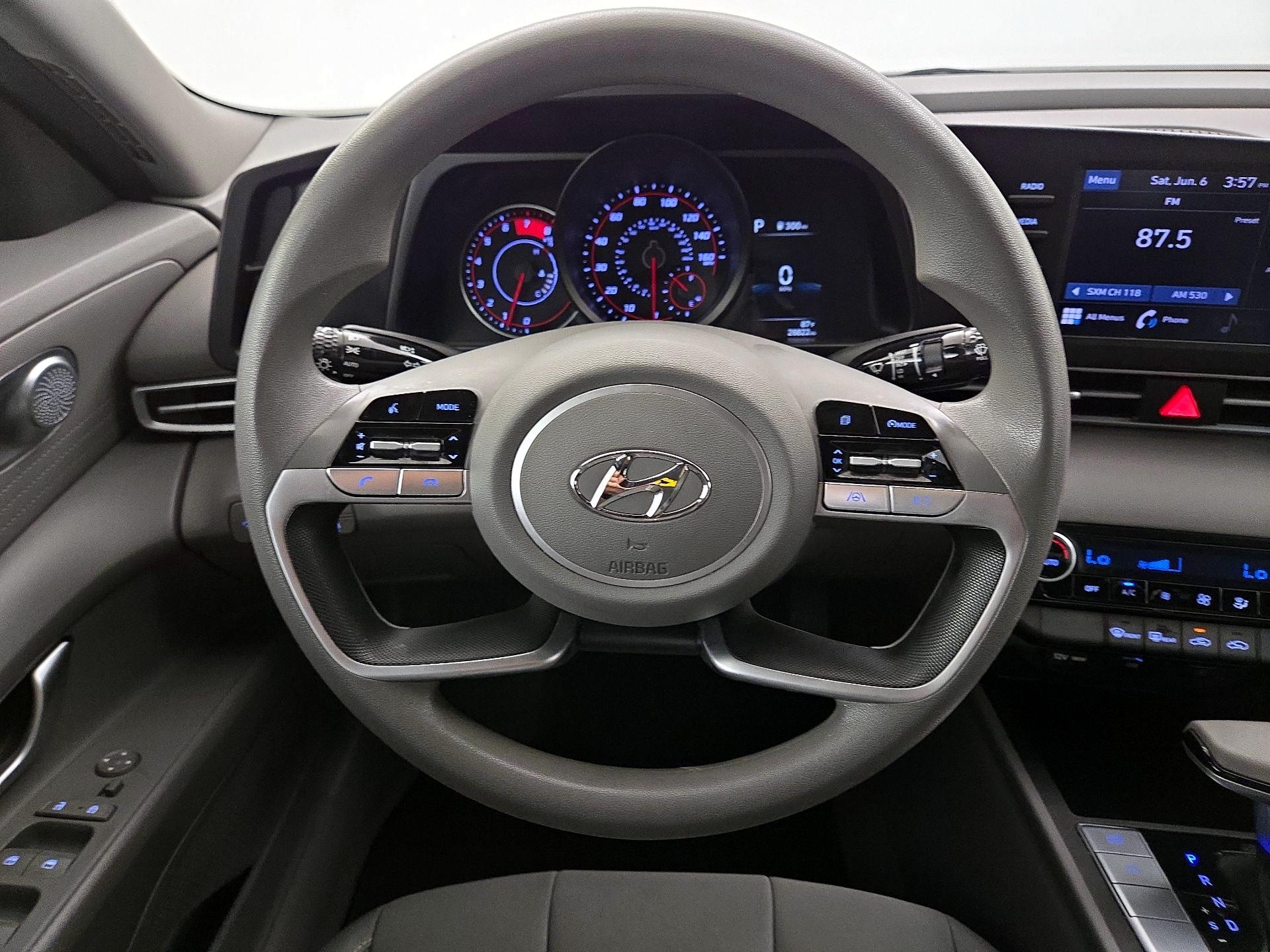 Thumbnail: 2023 Hyundai Elantra - 10