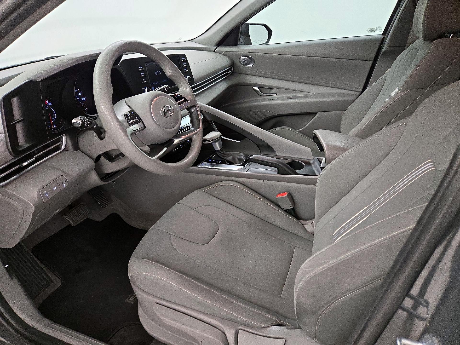 Thumbnail: 2023 Hyundai Elantra - 11