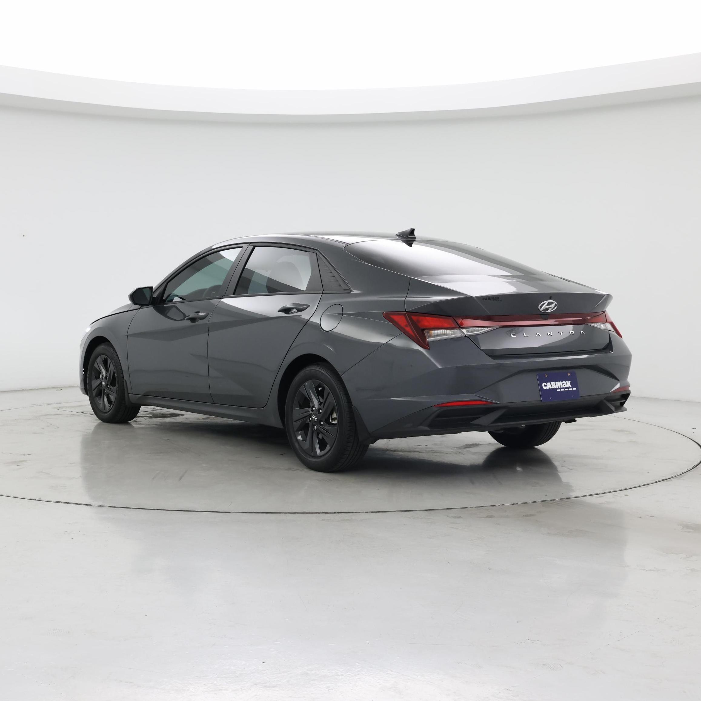 Thumbnail: 2023 Hyundai Elantra - 2