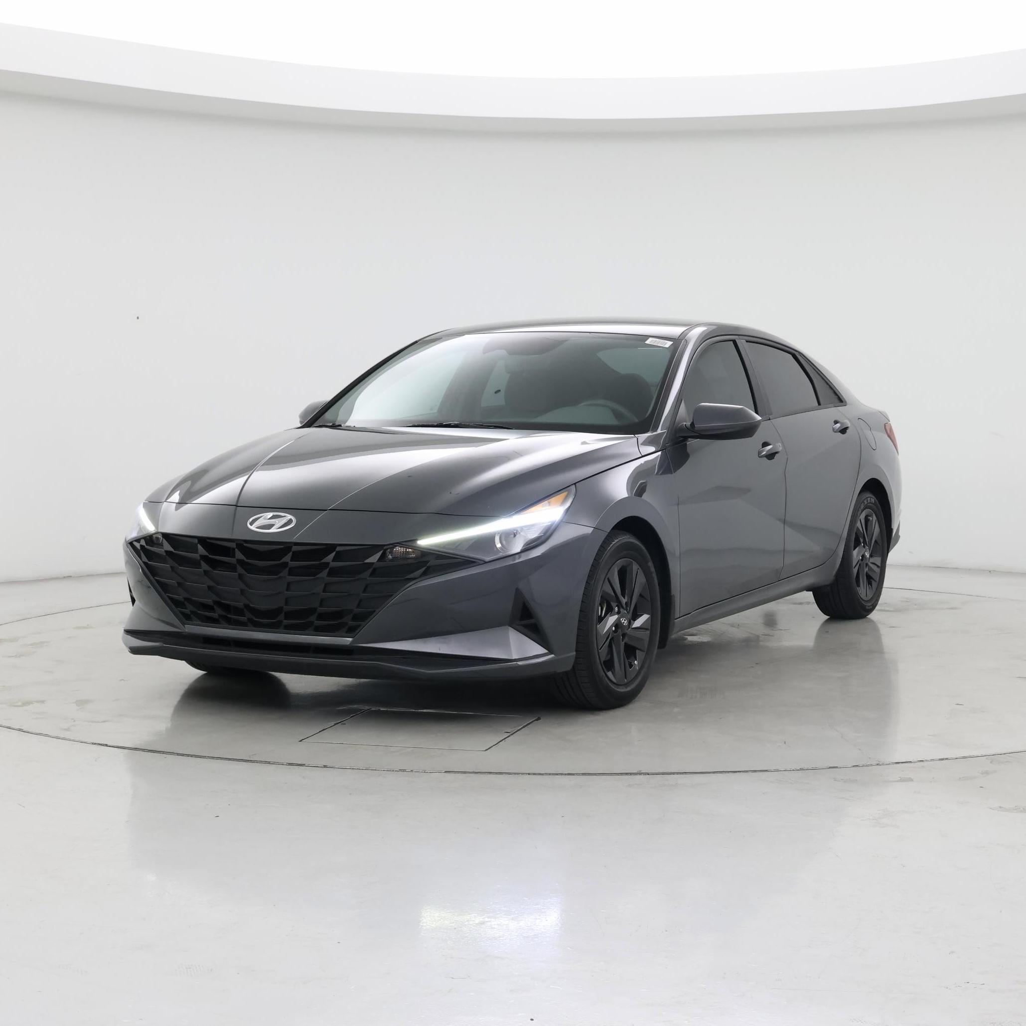 Thumbnail: 2023 Hyundai Elantra - 4
