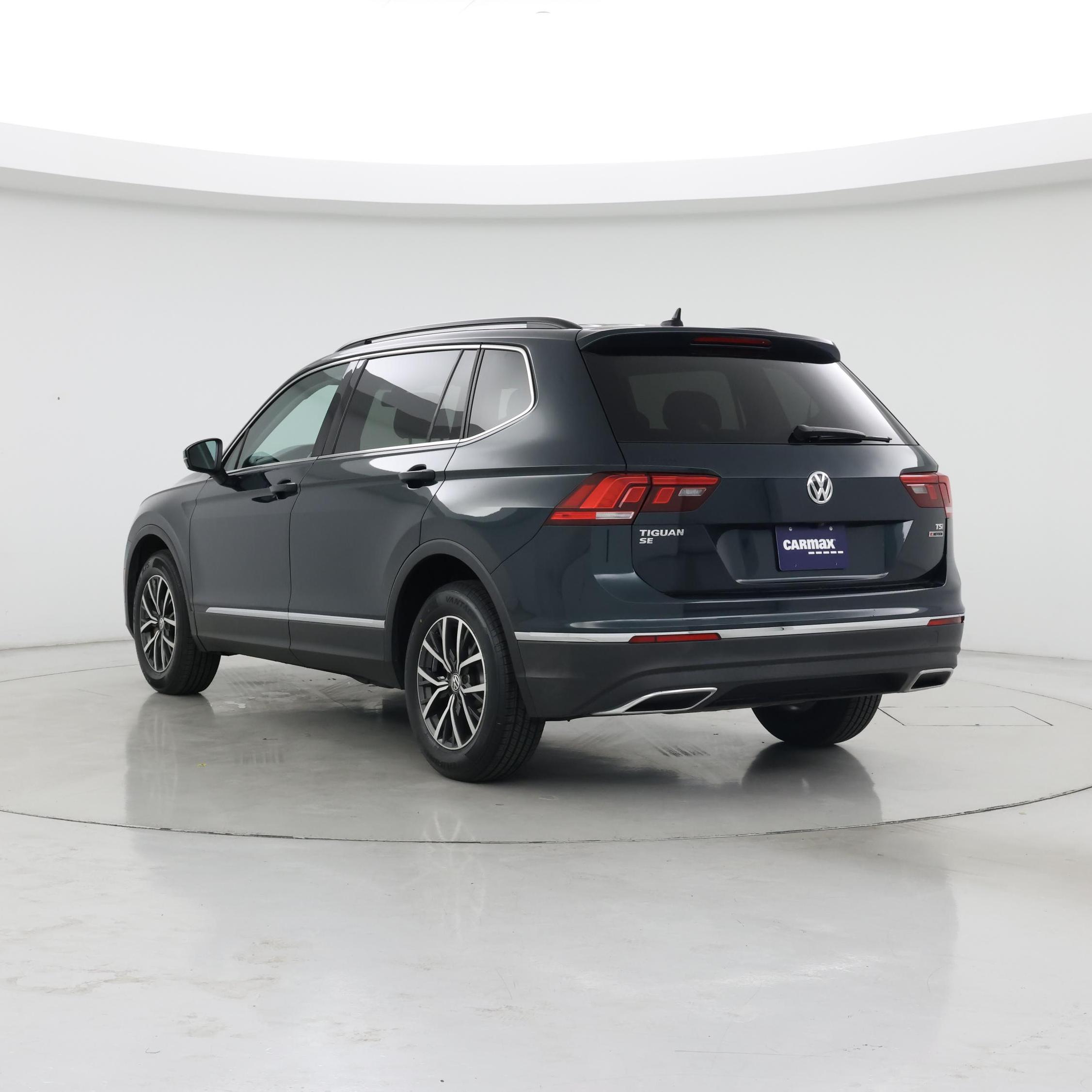 Thumbnail: 2018 Volkswagen Tiguan - 2