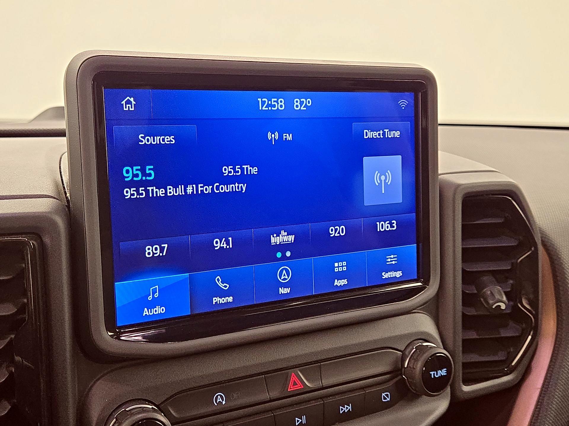 Thumbnail: 2021 Ford Bronco Sport - 16