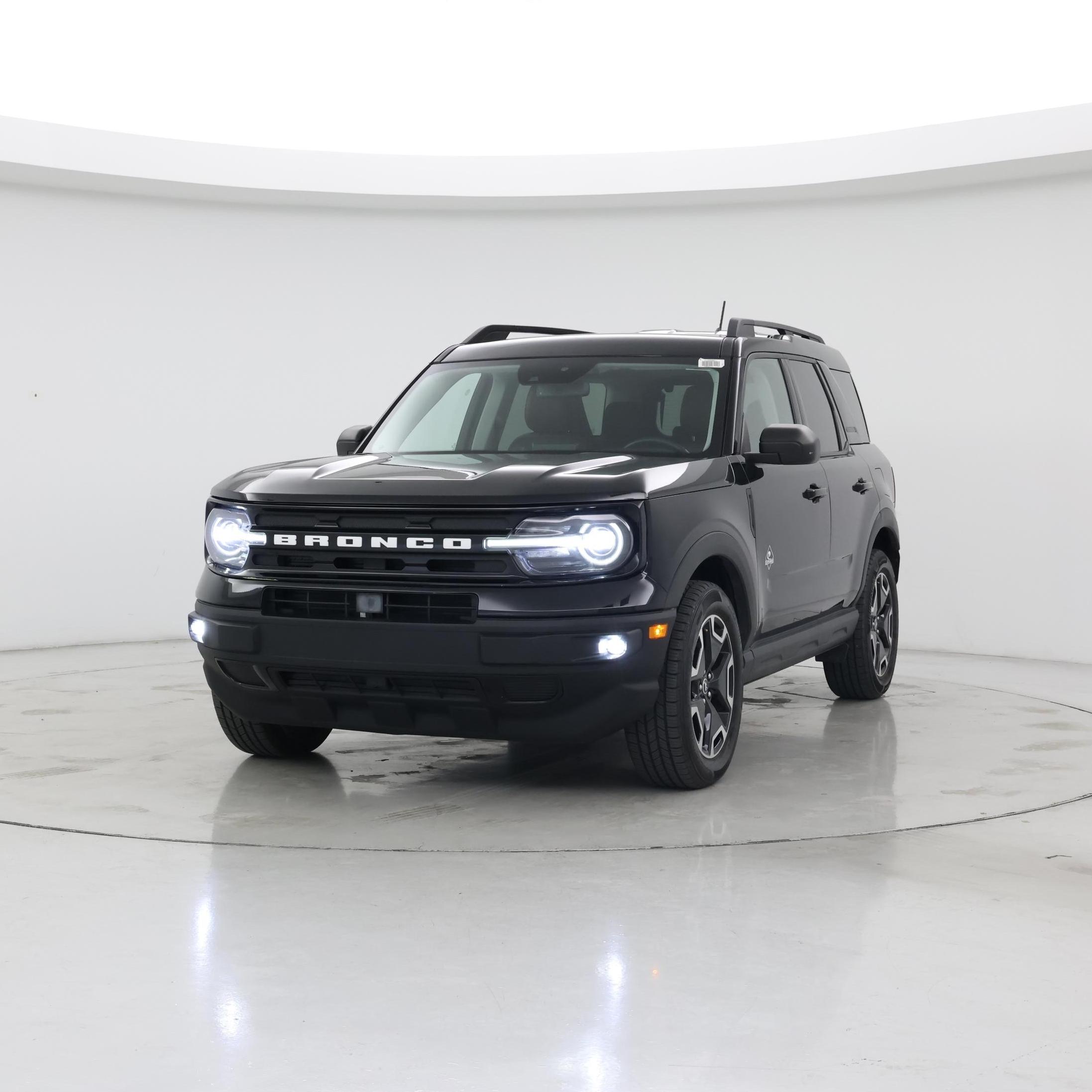 Thumbnail: 2021 Ford Bronco Sport - 4