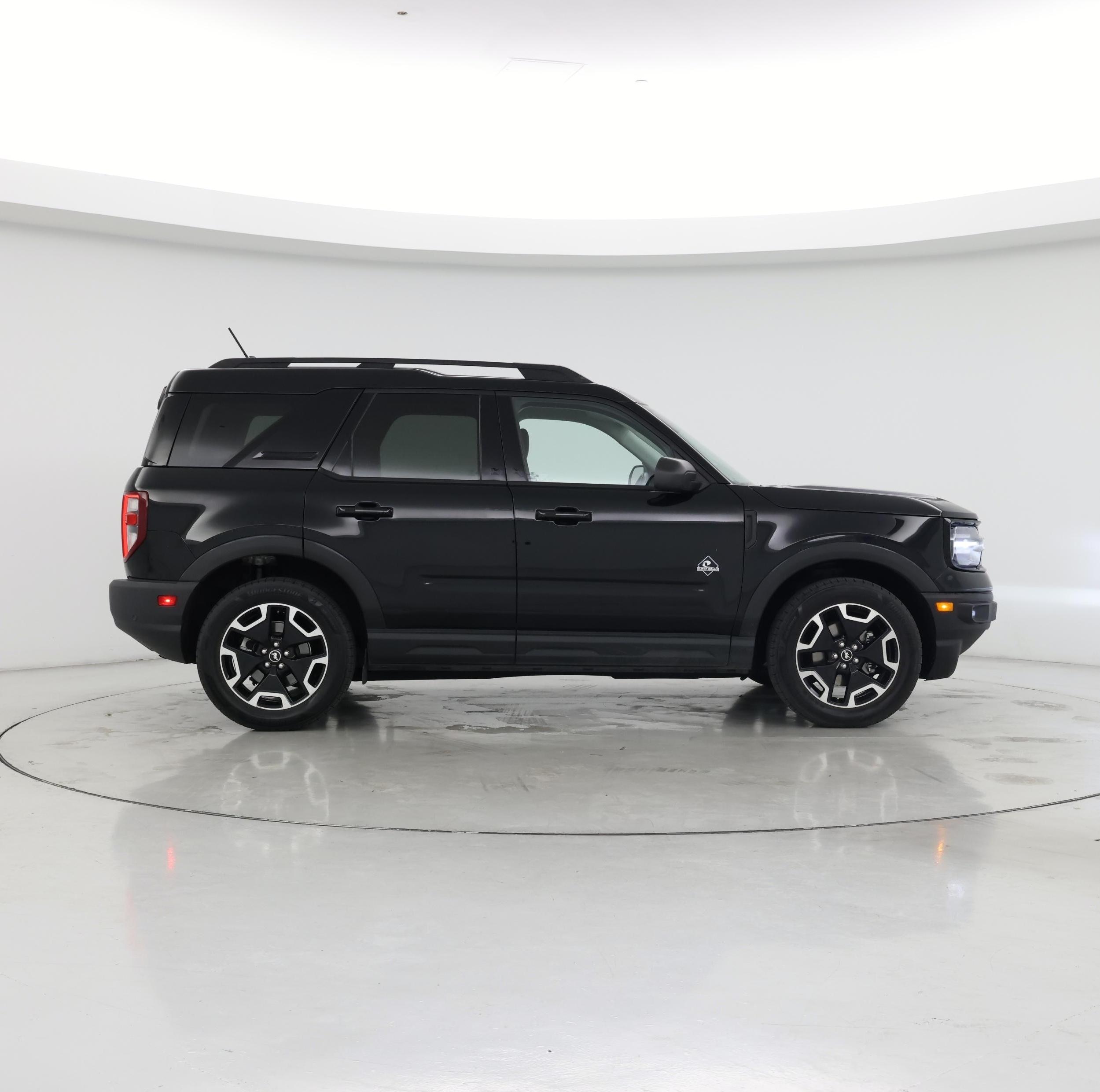 Thumbnail: 2021 Ford Bronco Sport - 7