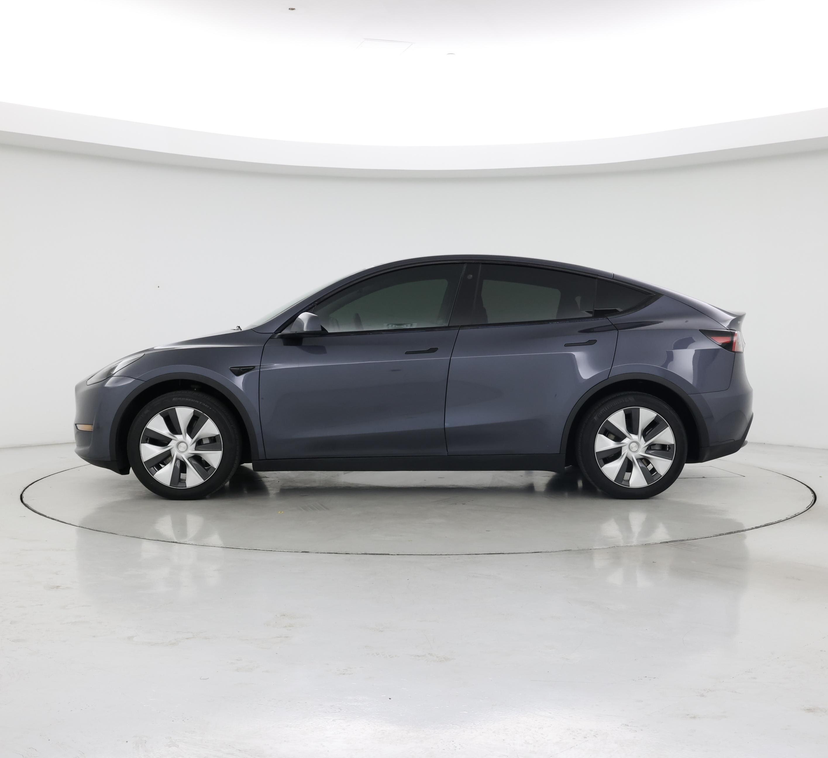 Thumbnail: 2023 Tesla Model Y - 3