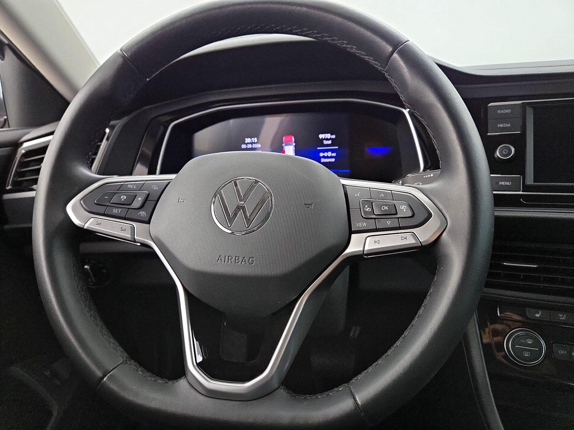 Thumbnail: 2024 Volkswagen Jetta - 10