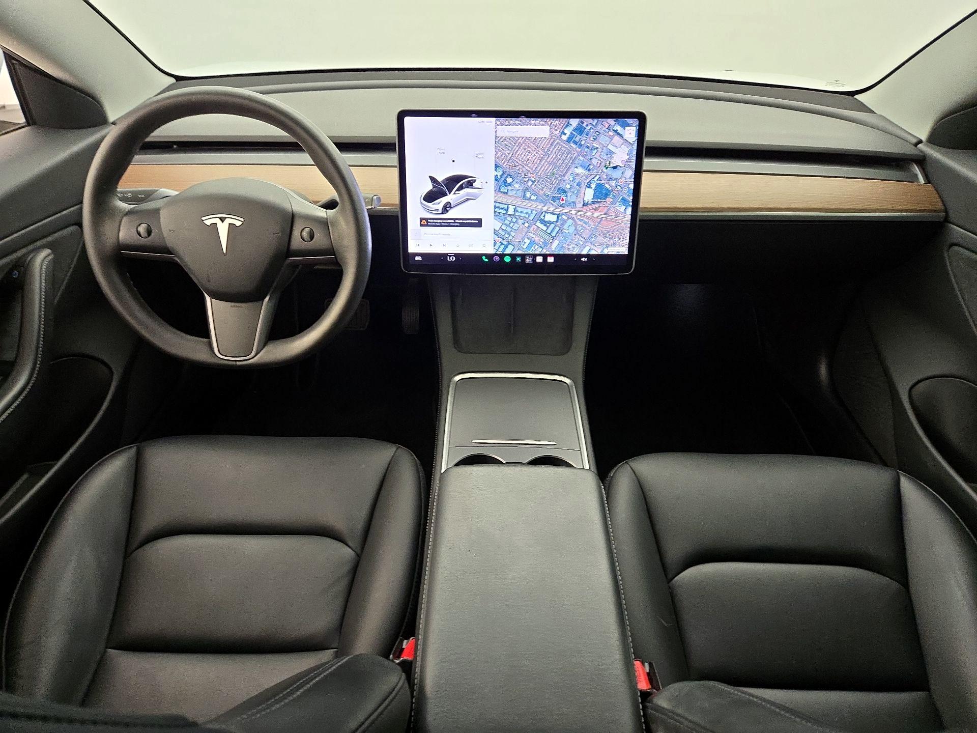 Thumbnail: 2021 Tesla Model 3 - 9