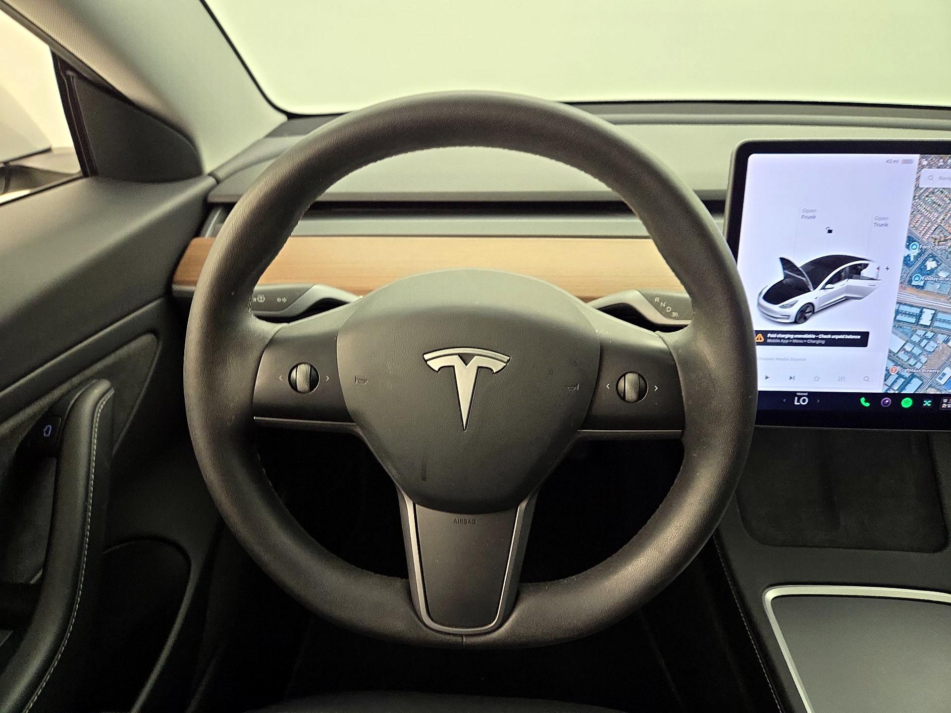 Thumbnail: 2021 Tesla Model 3 - 10