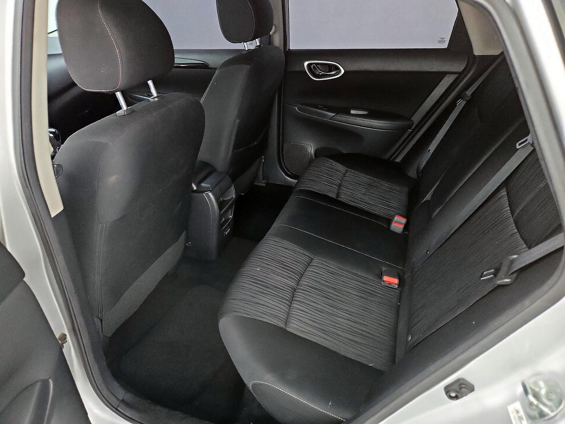 Thumbnail: 2017 Nissan Sentra - 19