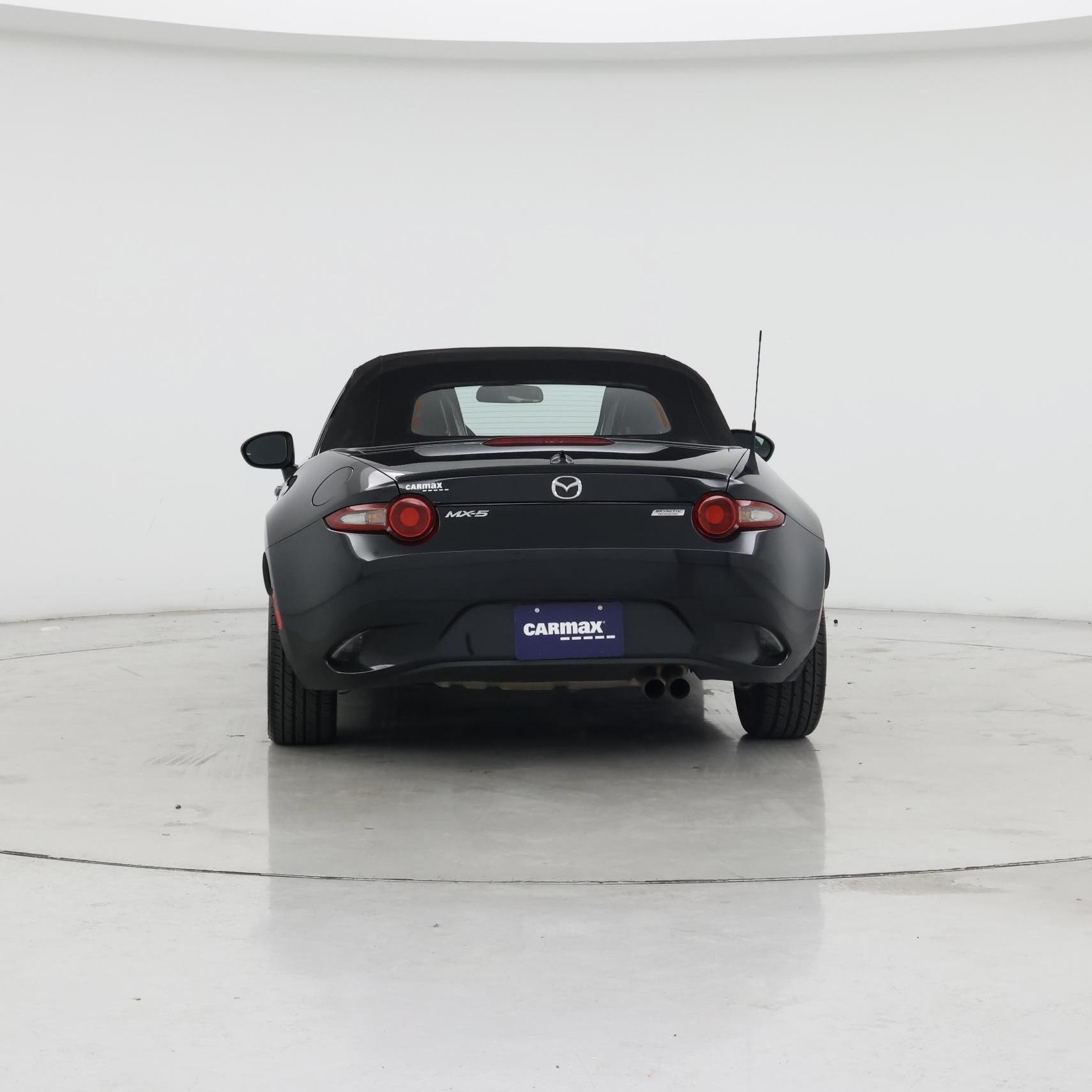 Thumbnail: 2017 Mazda MX-5 Miata - 6