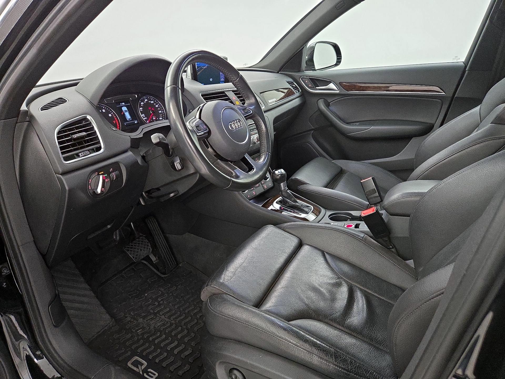 Thumbnail: 2018 Audi Q3 - 11