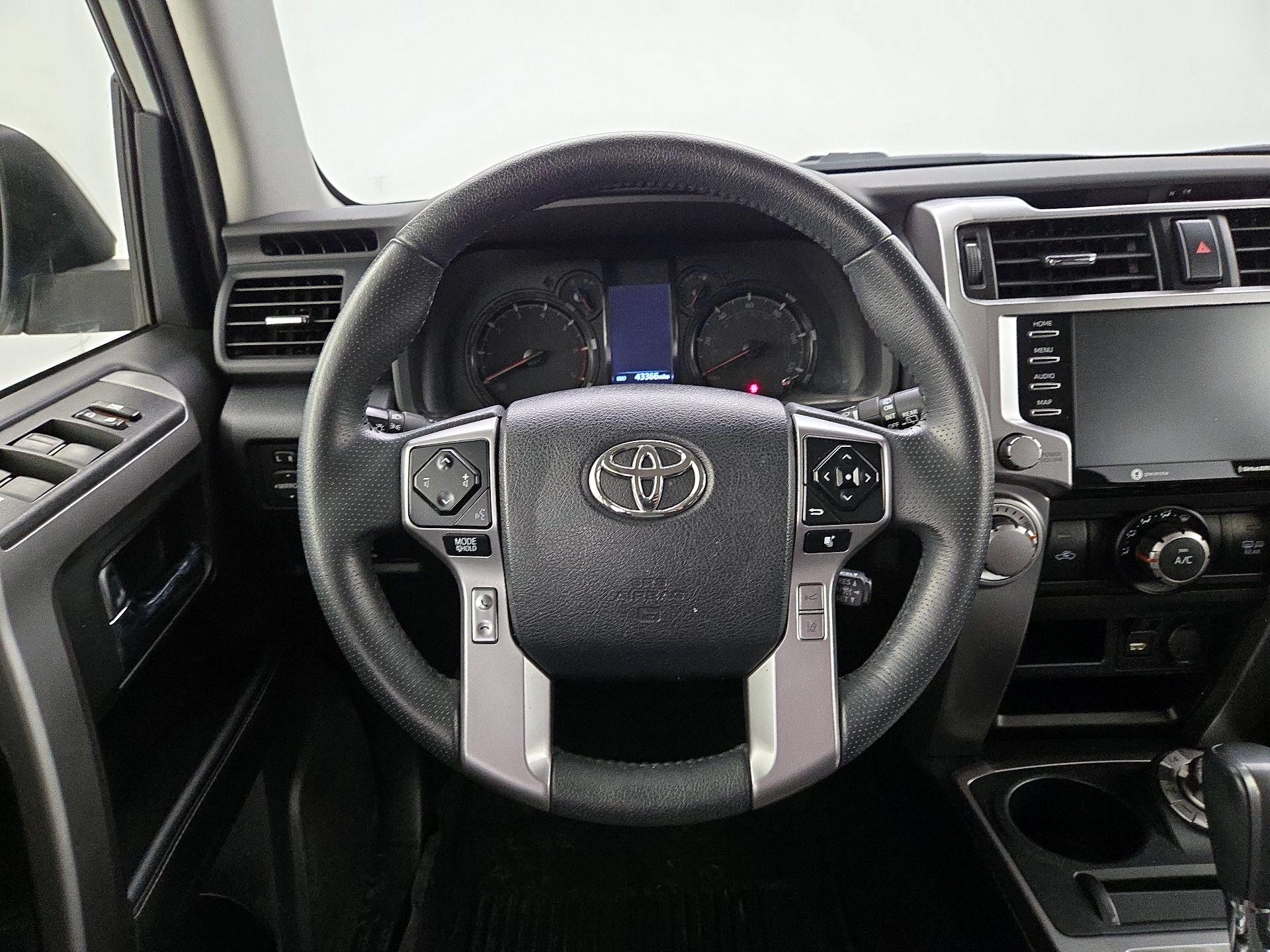 Thumbnail: 2021 Toyota 4Runner - 10