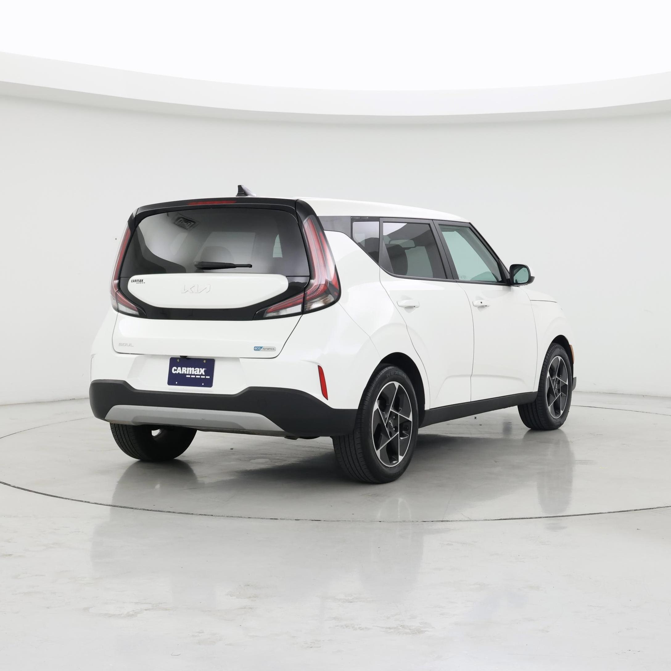 Thumbnail: 2023 Kia Soul - 8