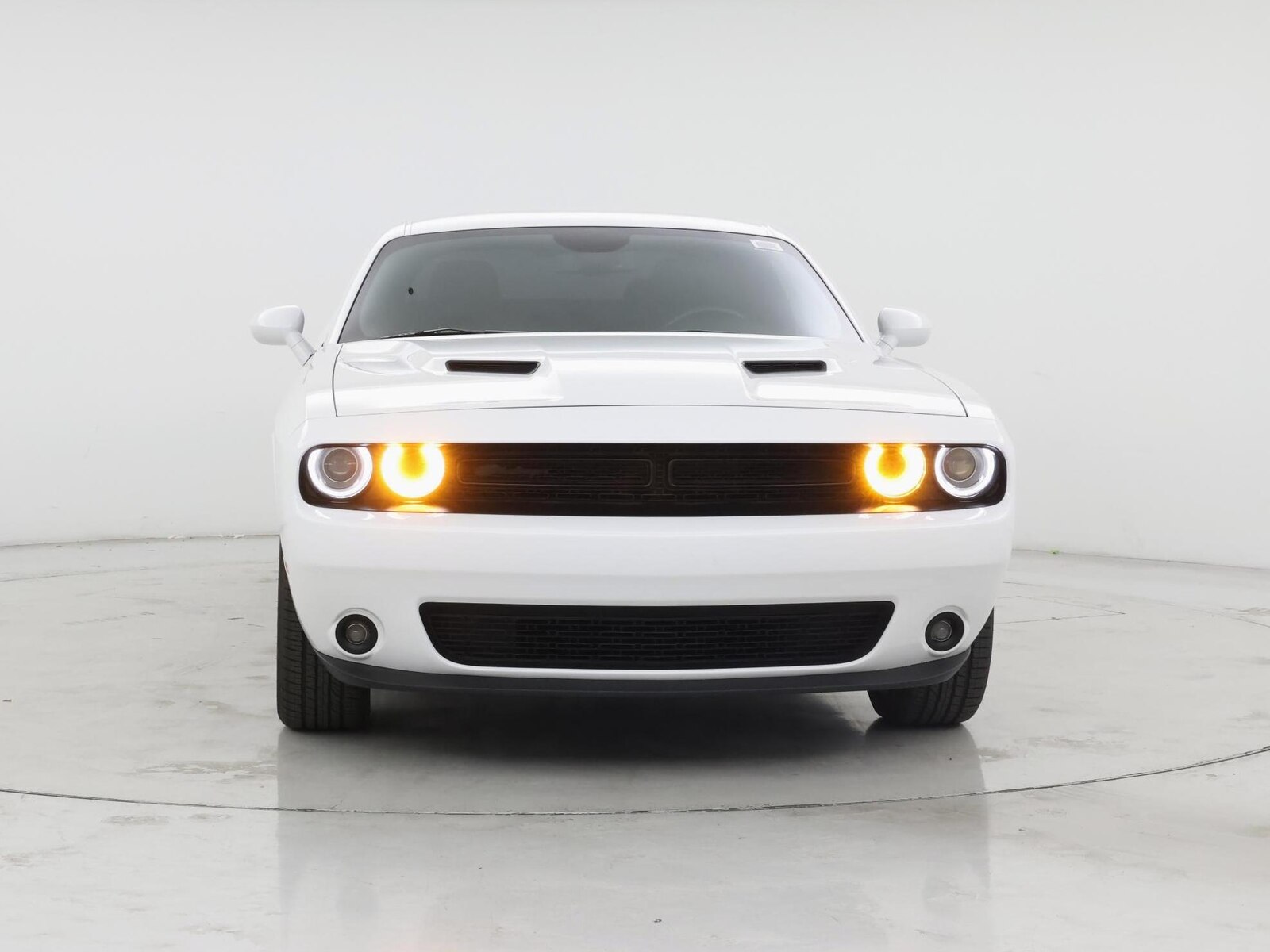 2023 Dodge Challenger SXT - Photo 6