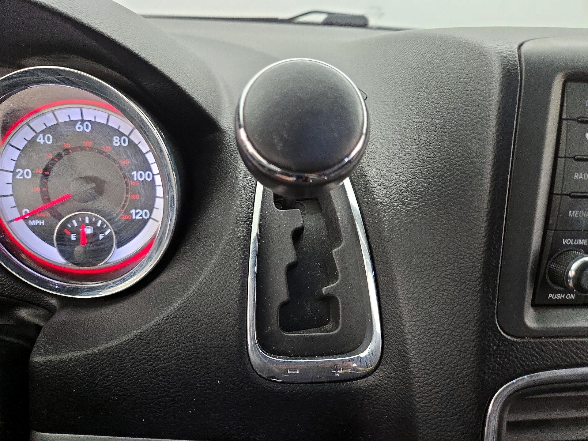 Thumbnail: 2017 Dodge Grand Caravan - 17
