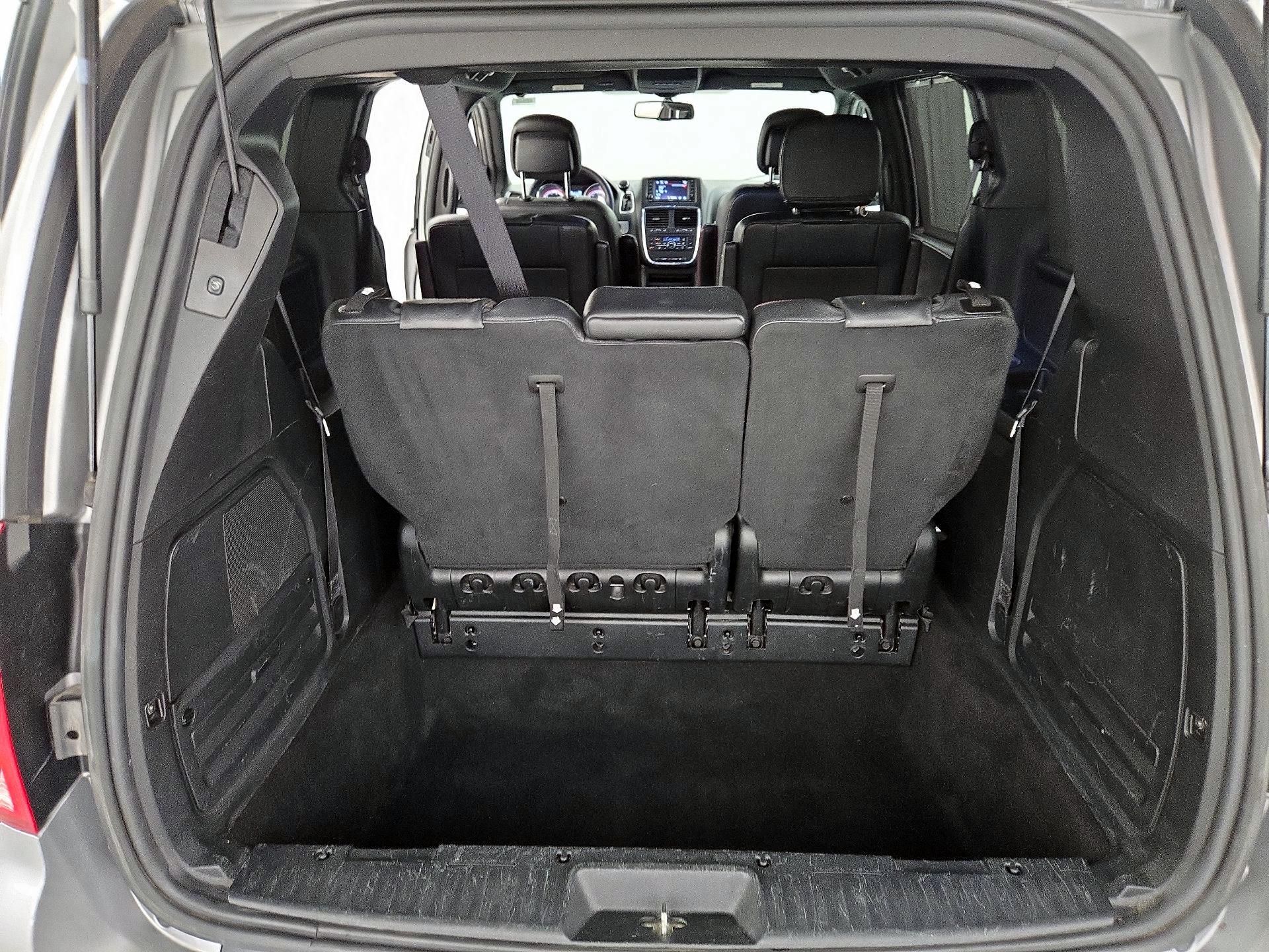 Thumbnail: 2017 Dodge Grand Caravan - 20