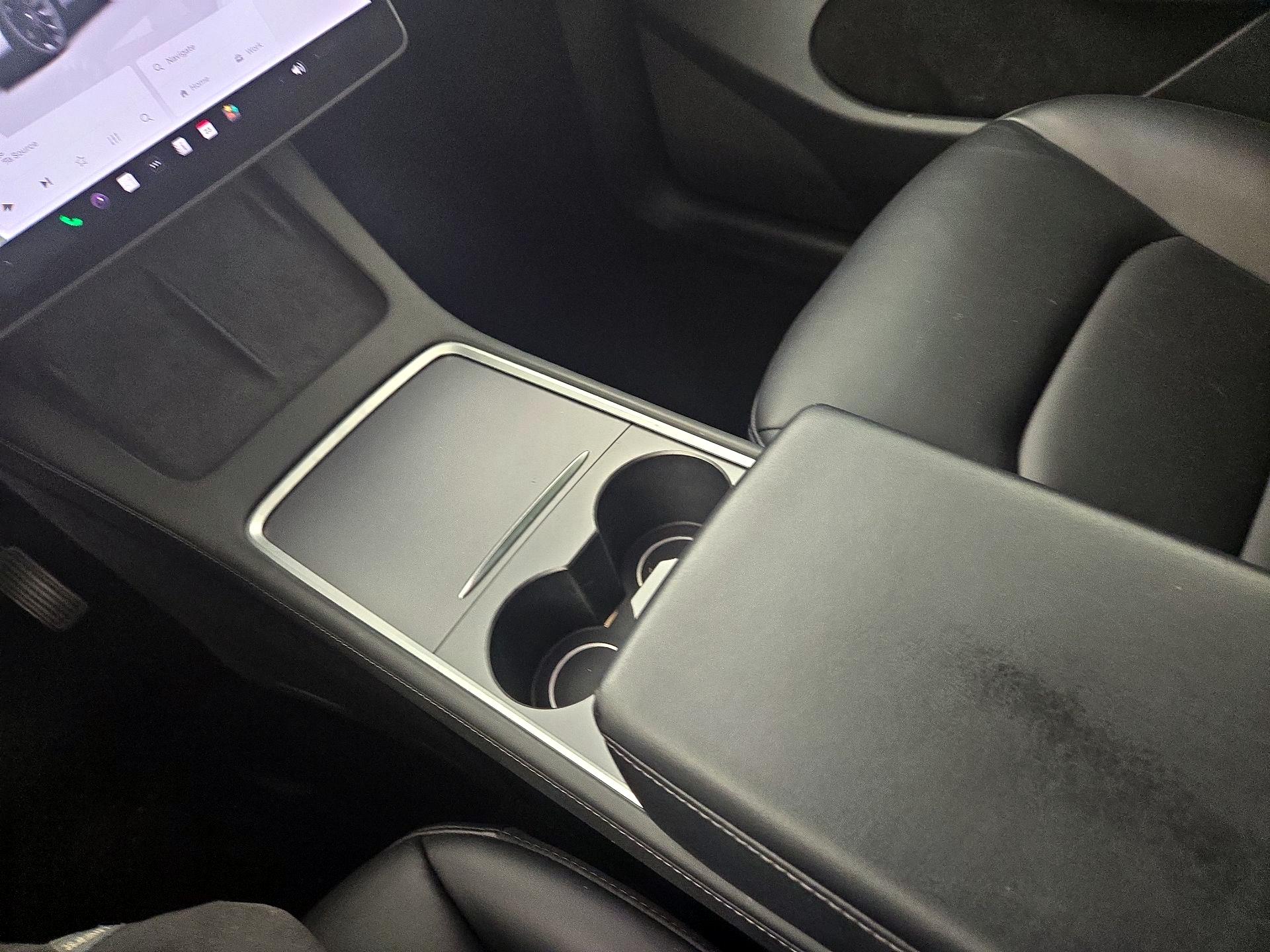 Thumbnail: 2023 Tesla Model Y - 18