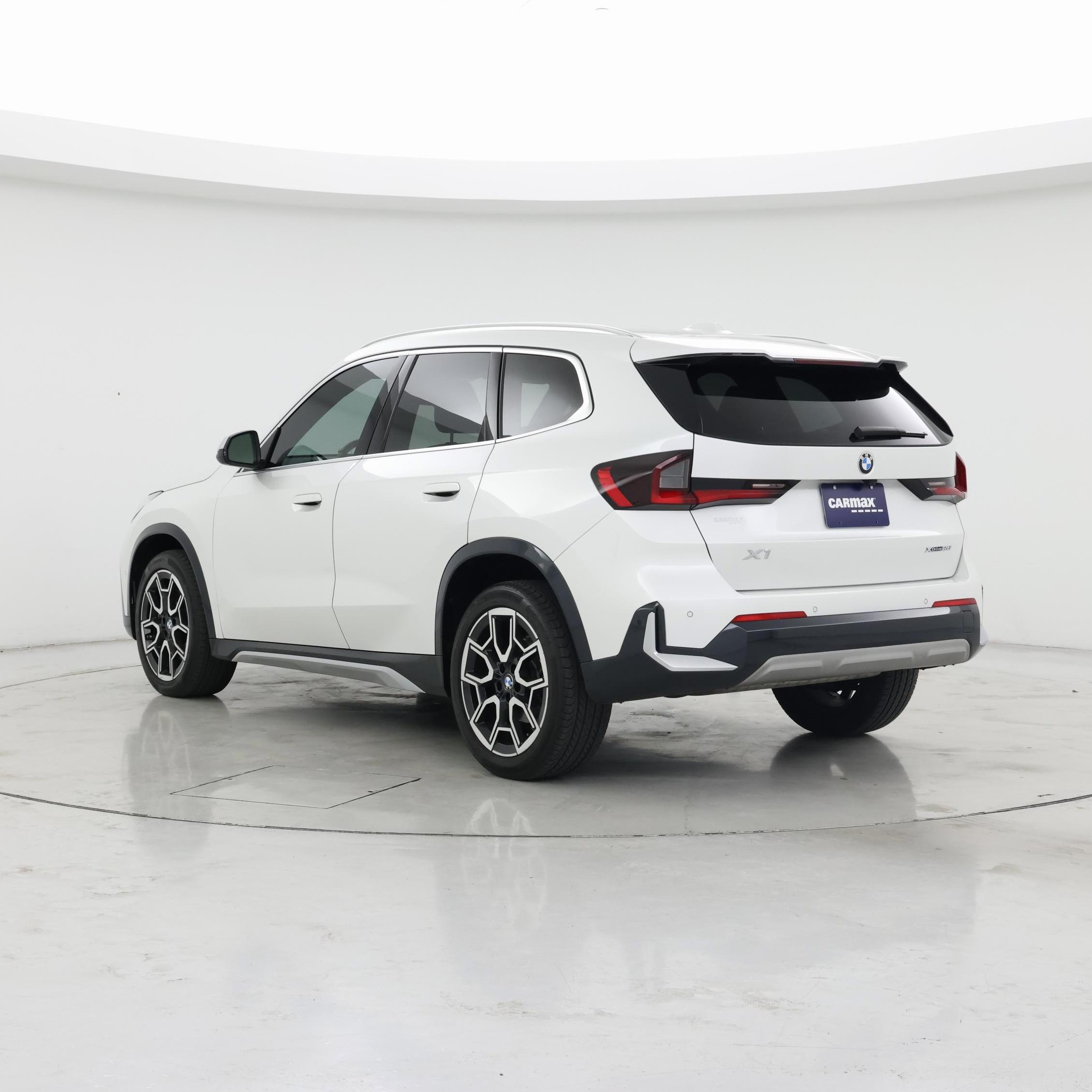 Thumbnail: 2023 BMW X1 - 2
