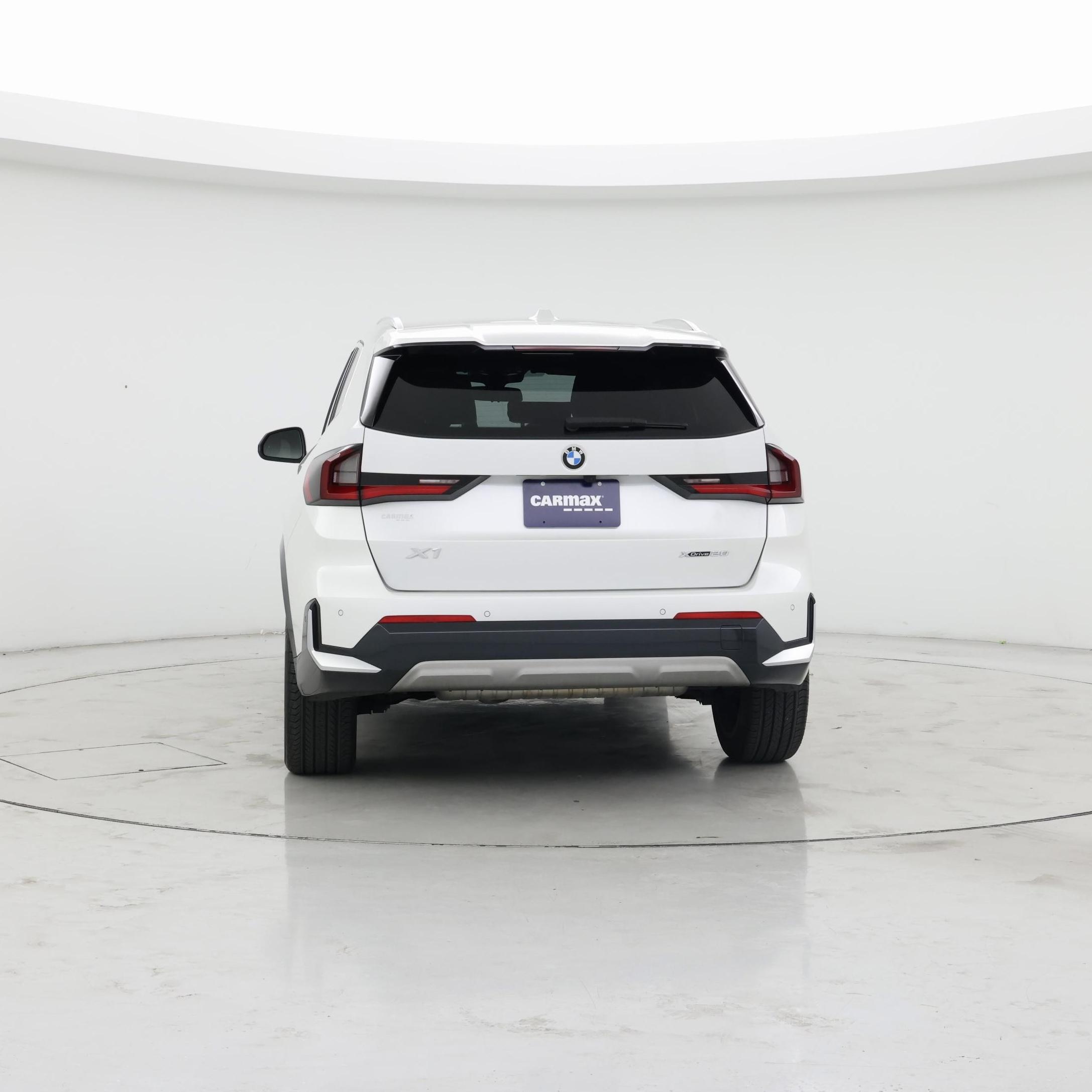 Thumbnail: 2023 BMW X1 - 6