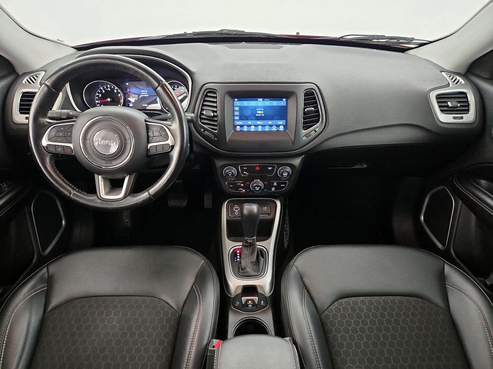 Thumbnail: 2020 Jeep Compass - 9