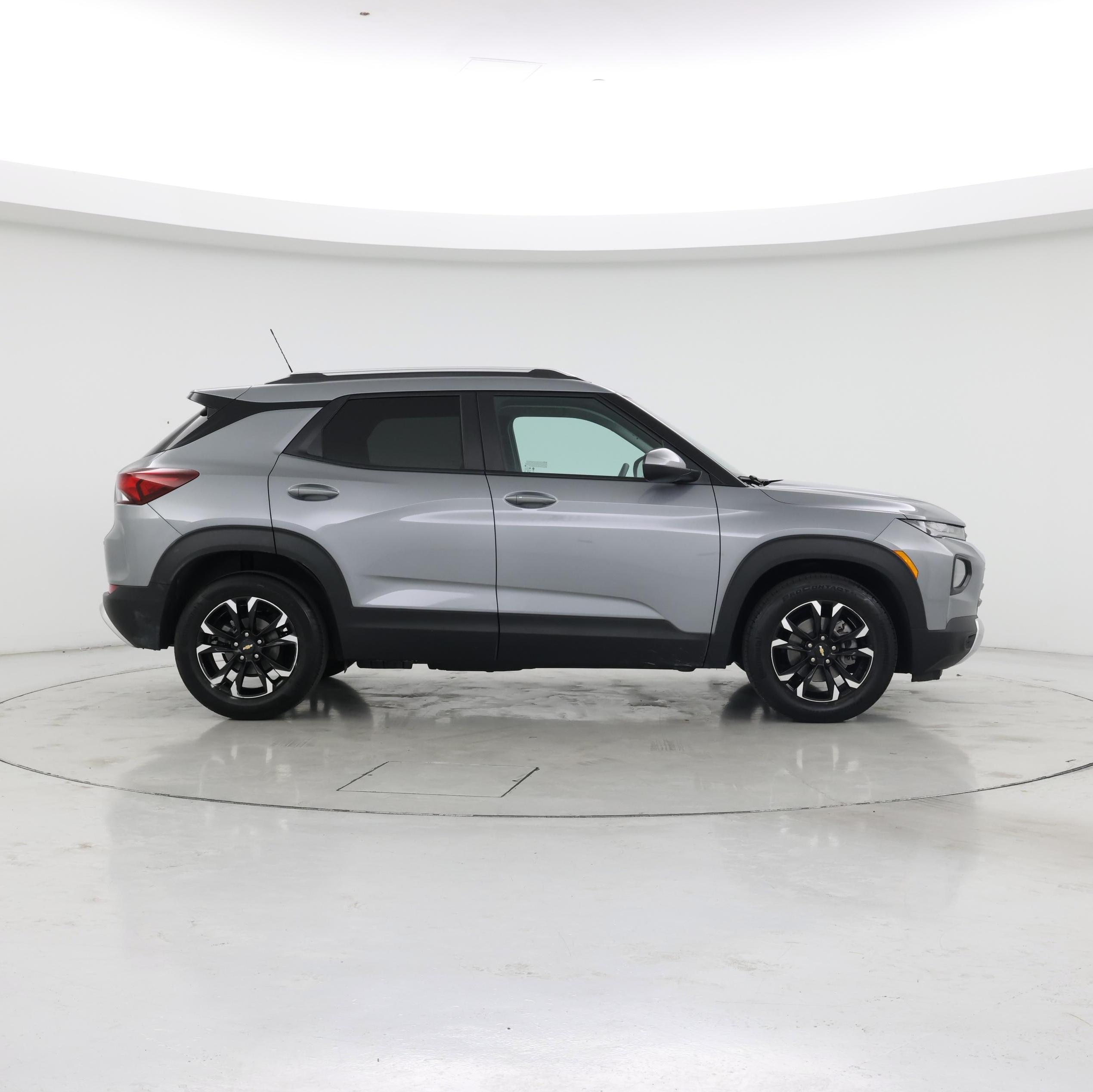 Thumbnail: 2023 Chevrolet TrailBlazer - 7