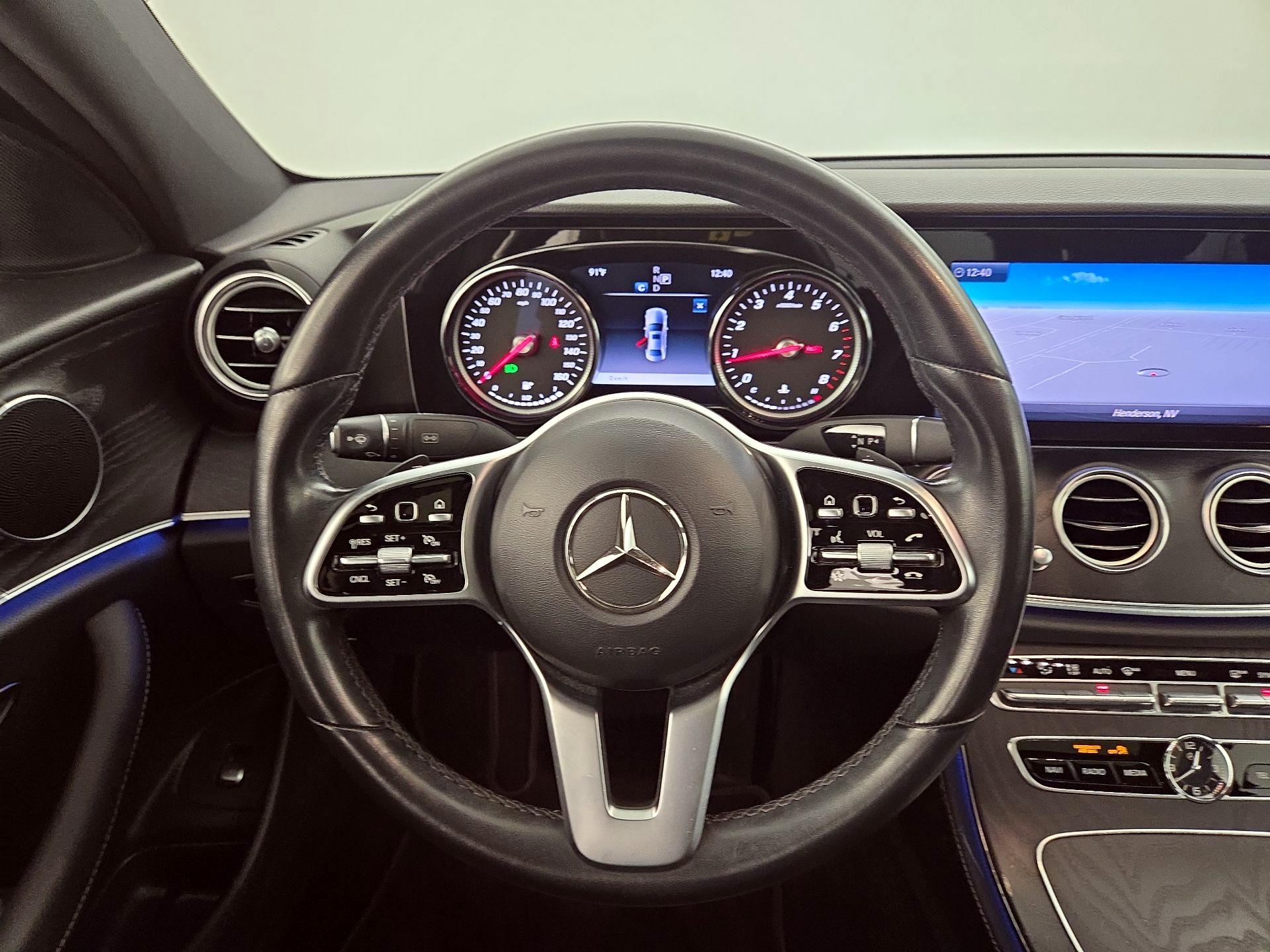 Thumbnail: 2020 Mercedes-Benz E-Class - 10
