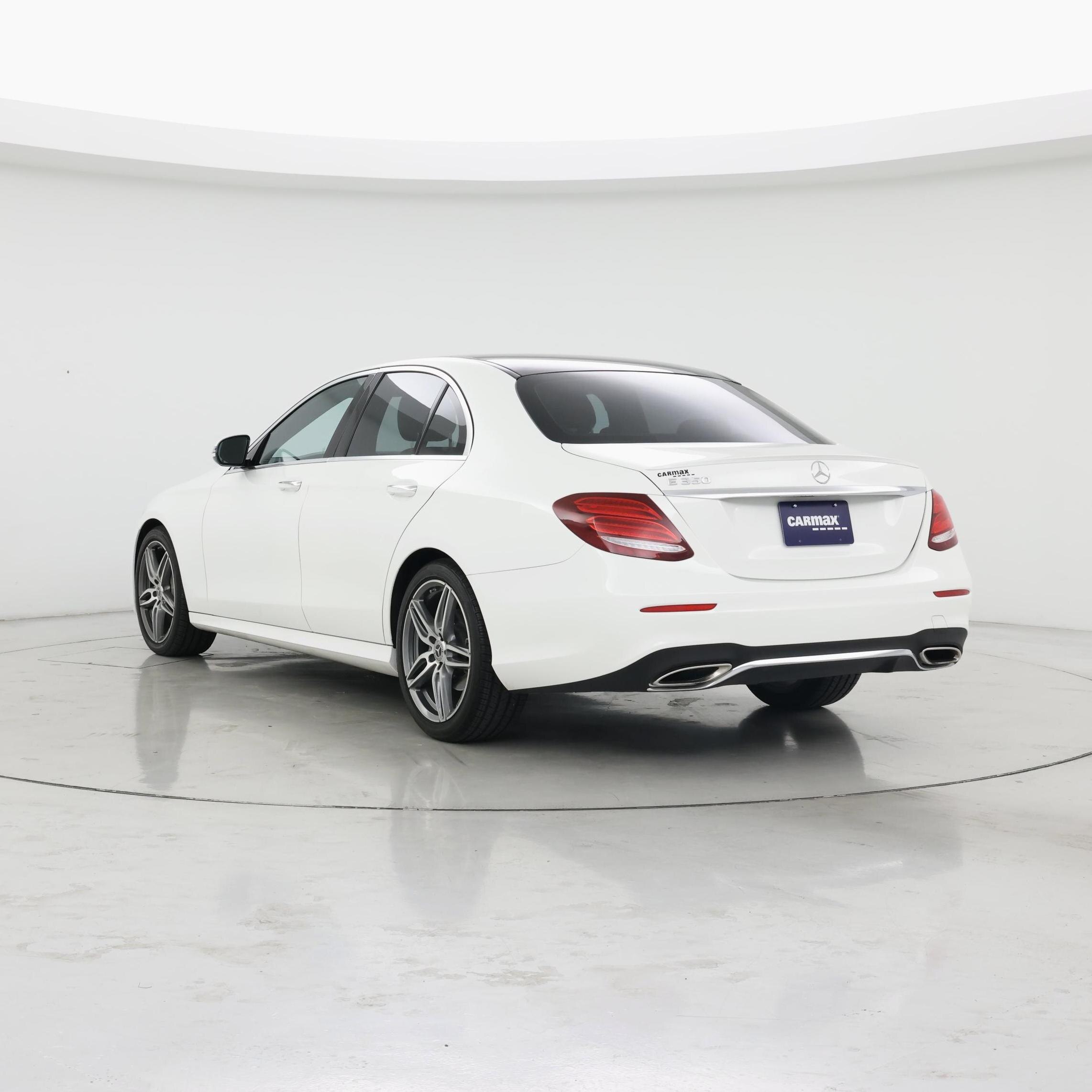 Thumbnail: 2020 Mercedes-Benz E-Class - 2