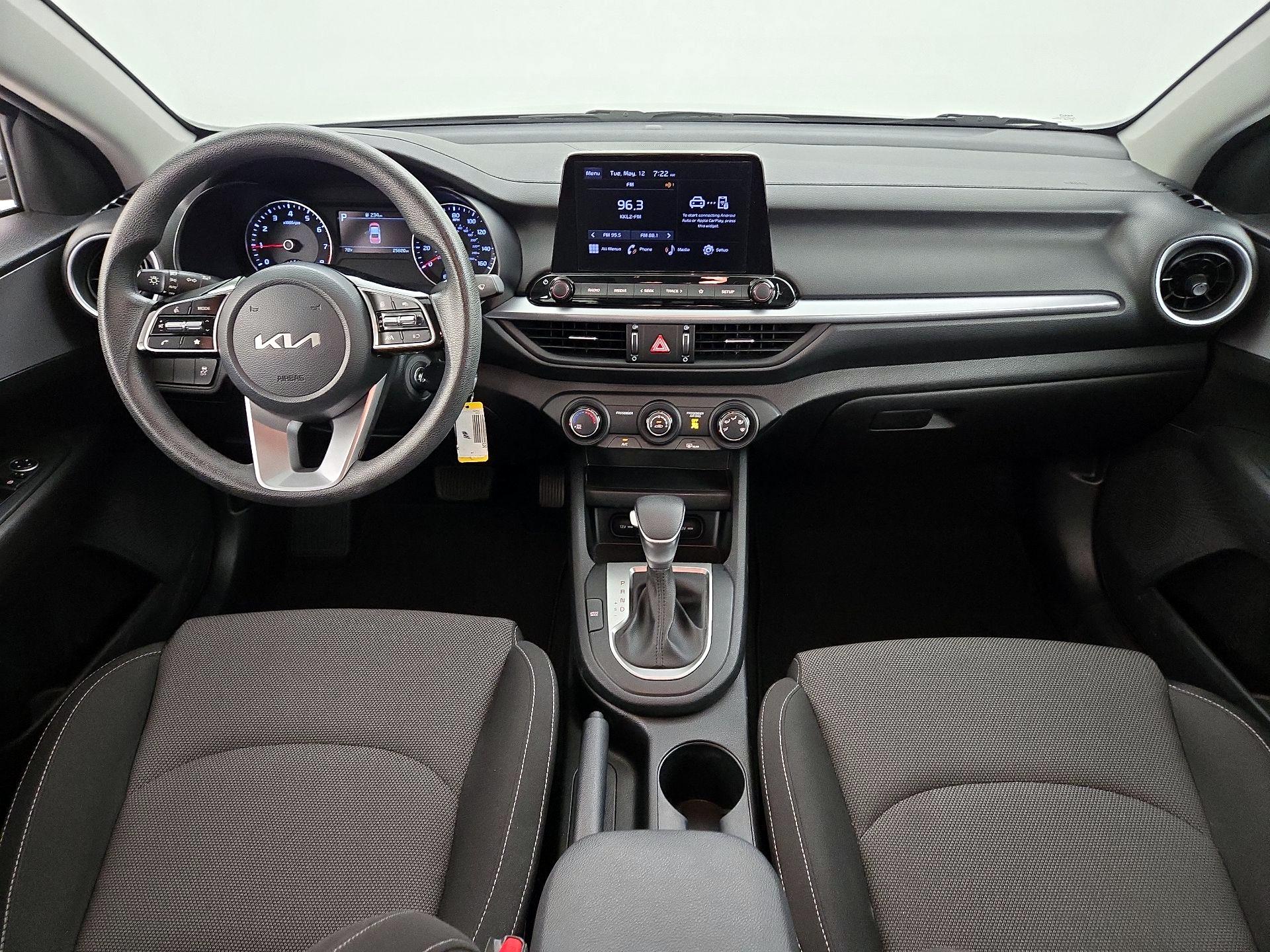 Thumbnail: 2023 Kia Forte - 9
