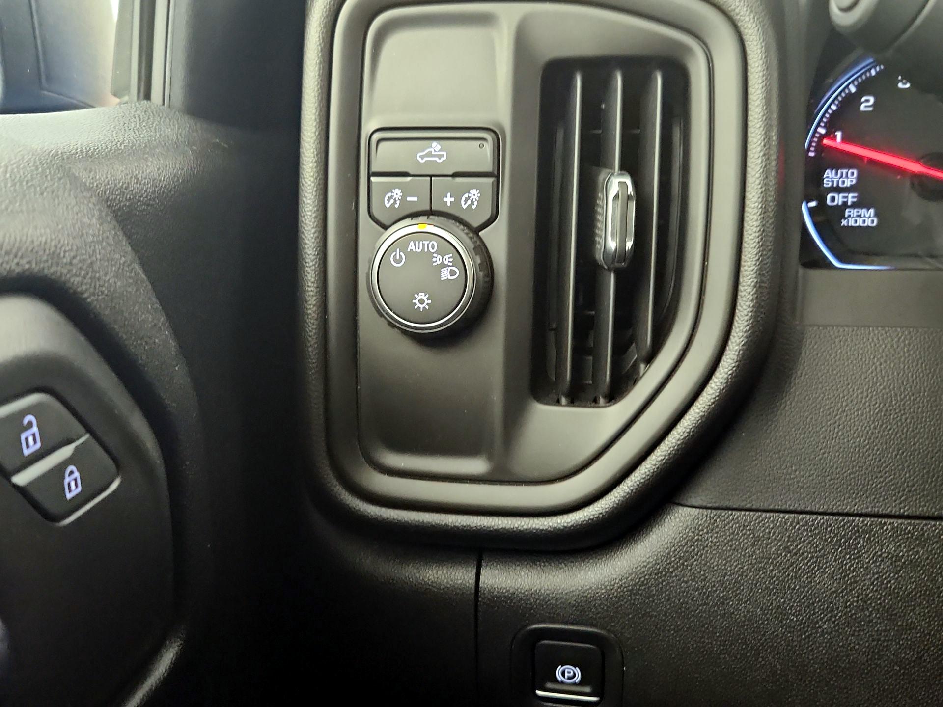 Thumbnail: 2023 Chevrolet Silverado 1500 - 13