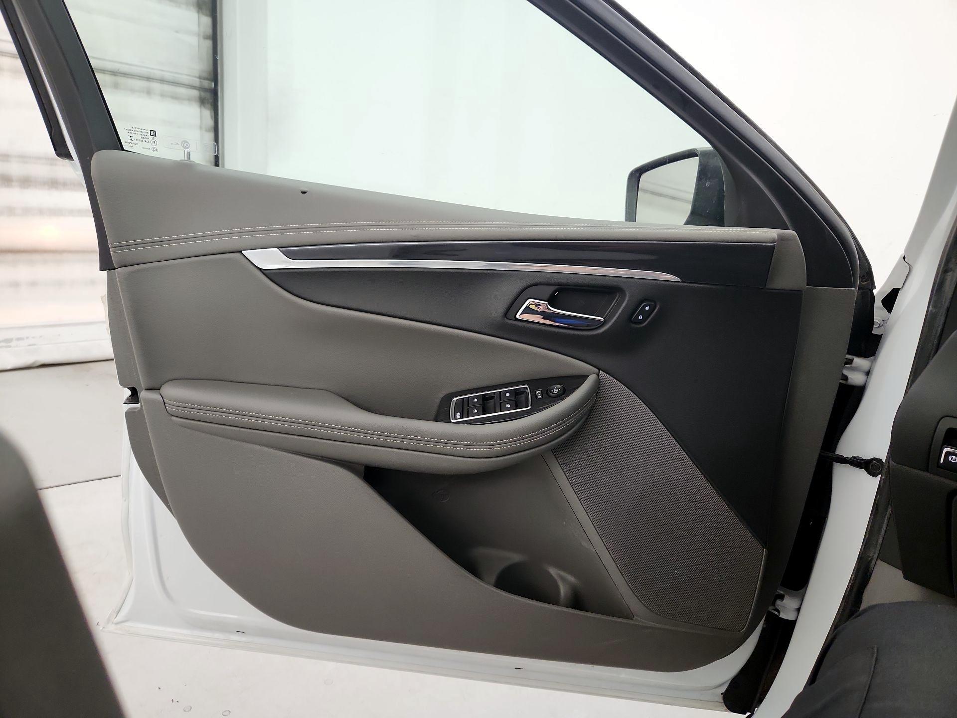 Thumbnail: 2017 Chevrolet Impala - 12