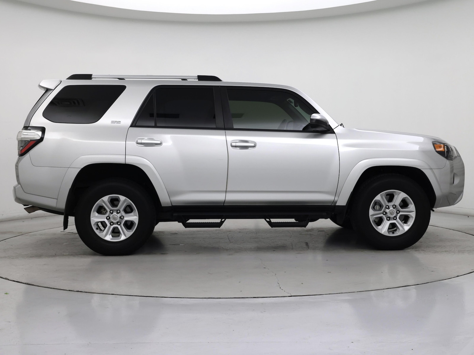 2022 Toyota 4Runner SR5 - Photo 8