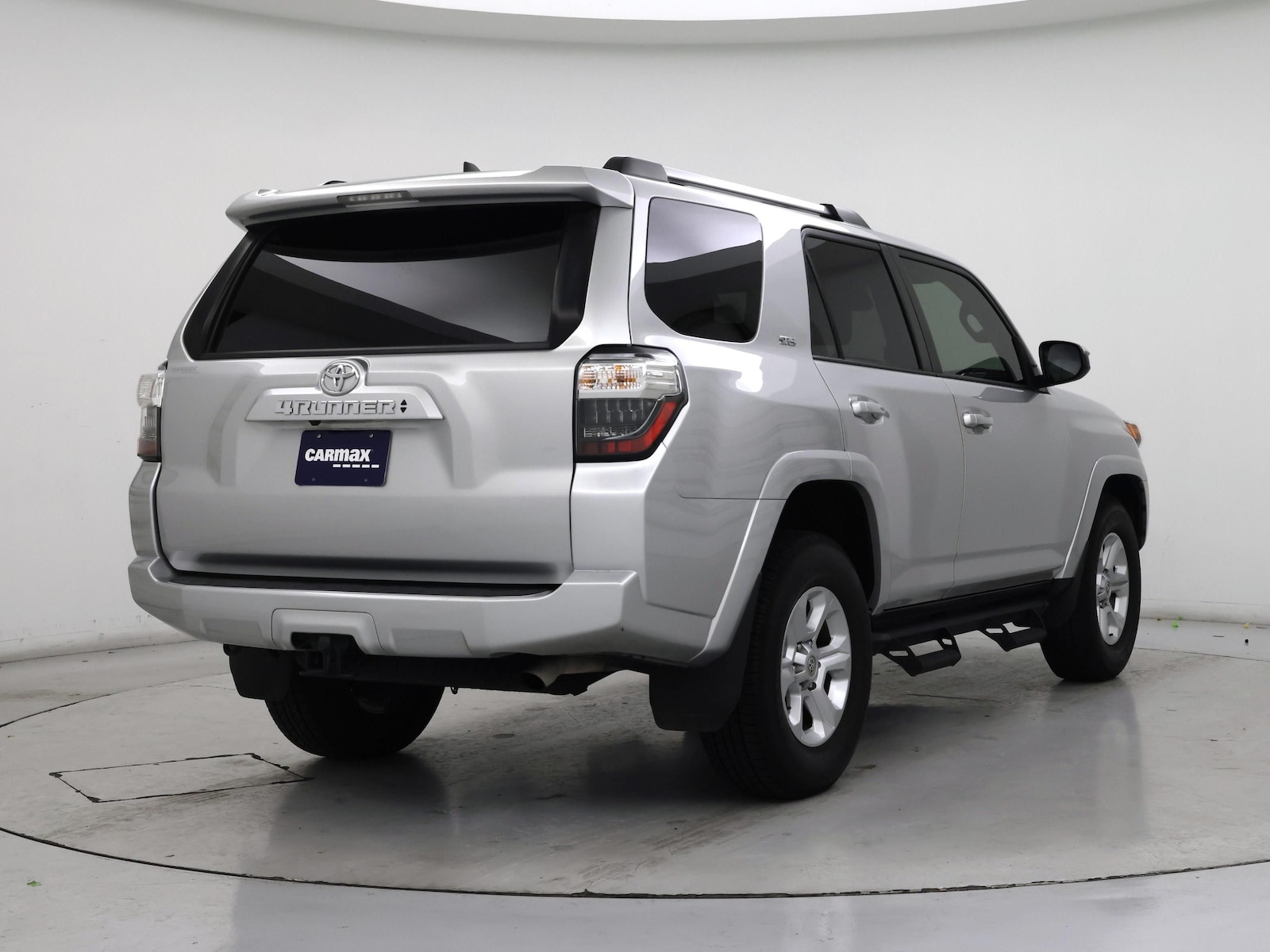 2022 Toyota 4Runner SR5 - Photo 9
