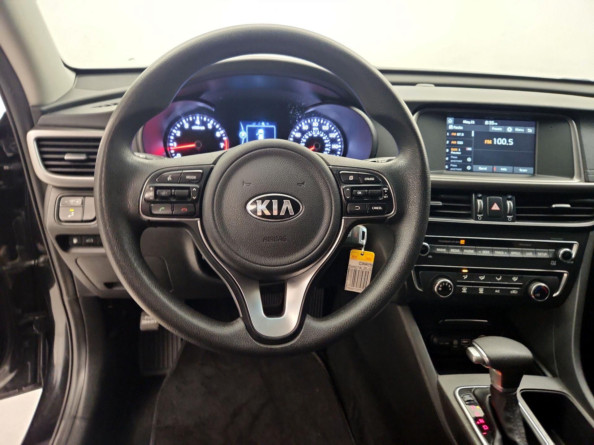 Thumbnail: 2018 Kia Optima - 10