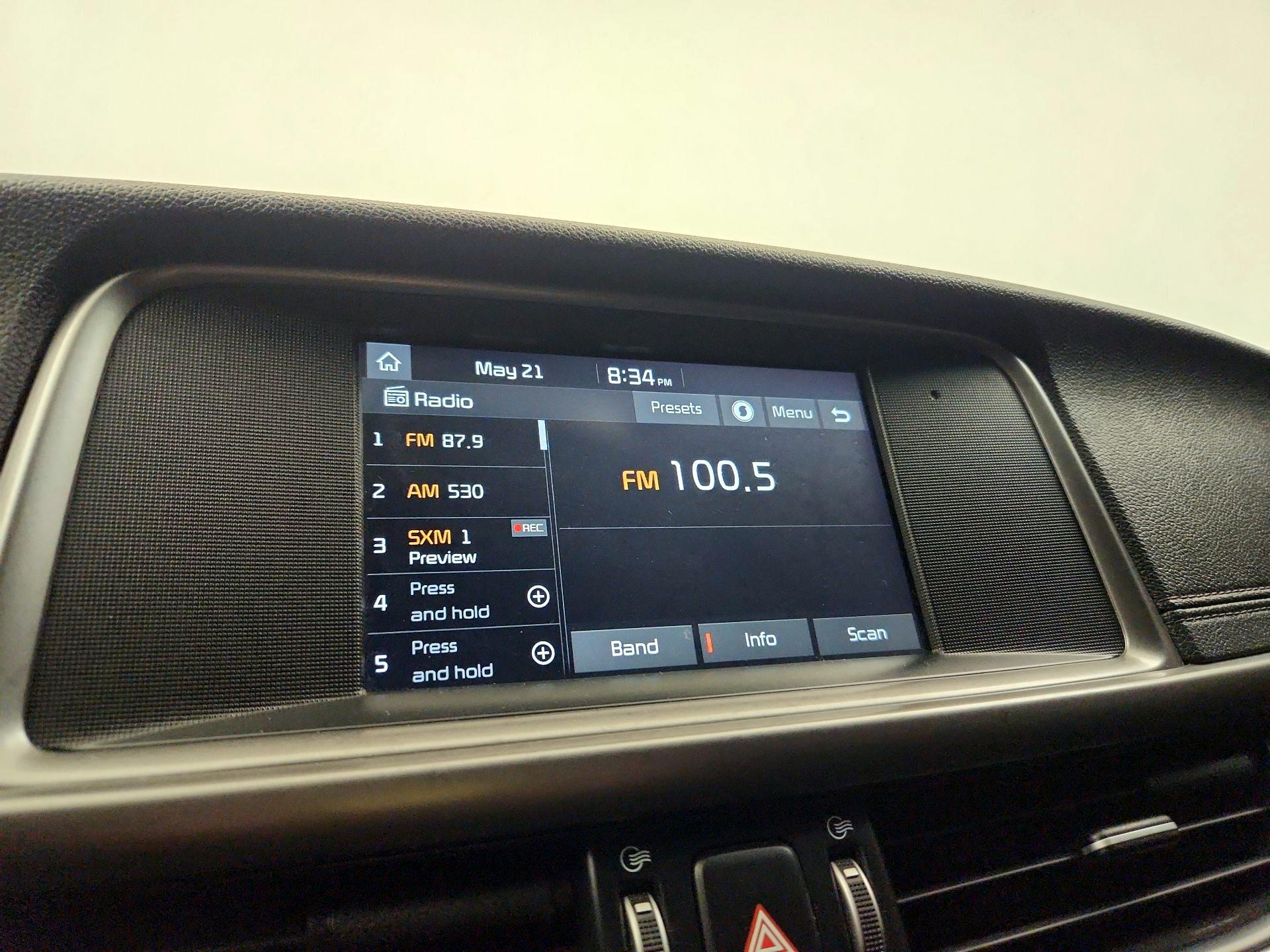 Thumbnail: 2018 Kia Optima - 15