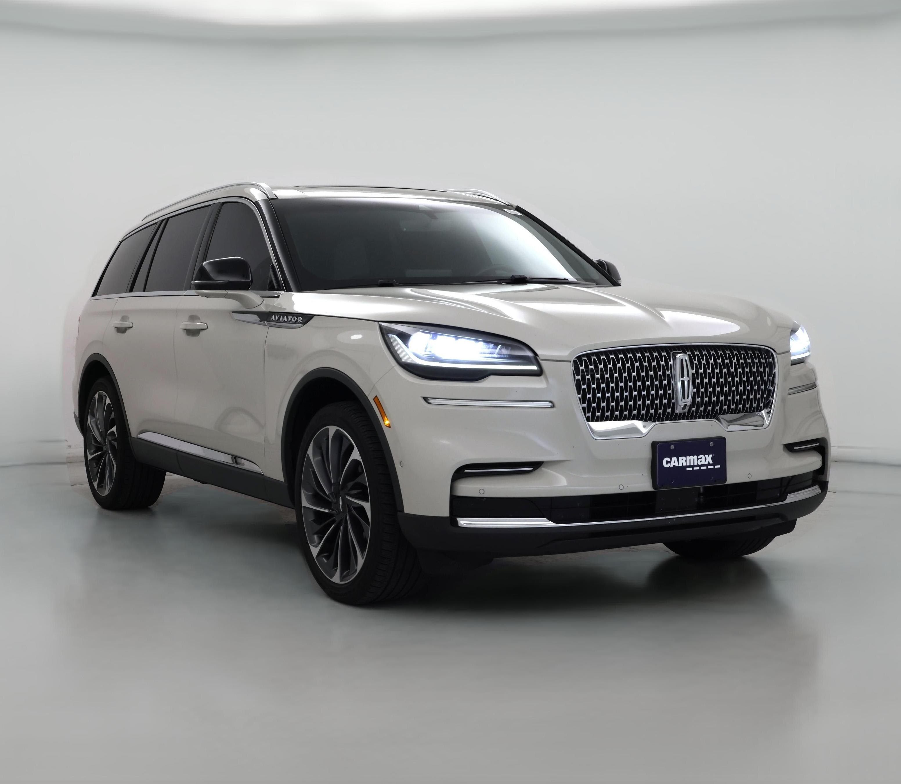 Thumbnail: 2023 Lincoln Aviator - 1
