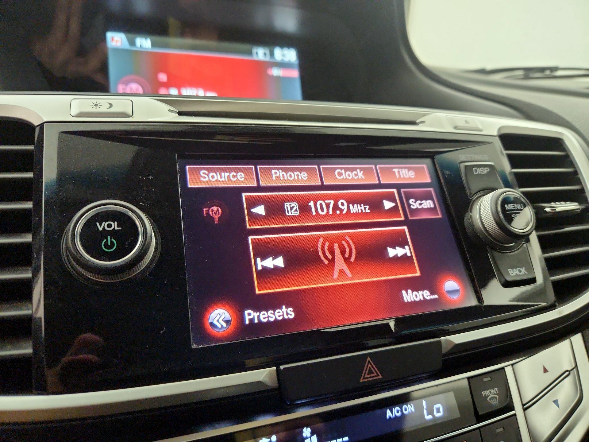 Thumbnail: 2015 Honda Accord - 15