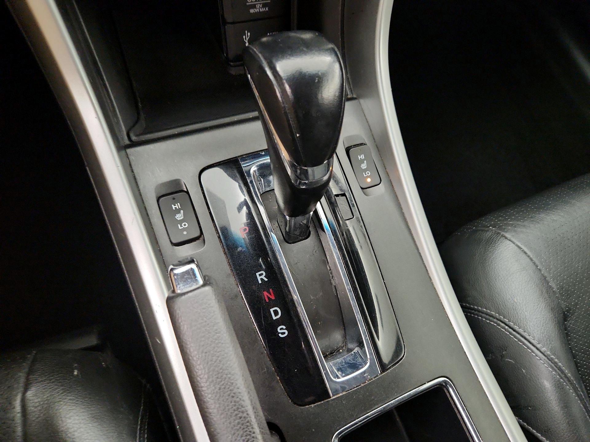 Thumbnail: 2015 Honda Accord - 17
