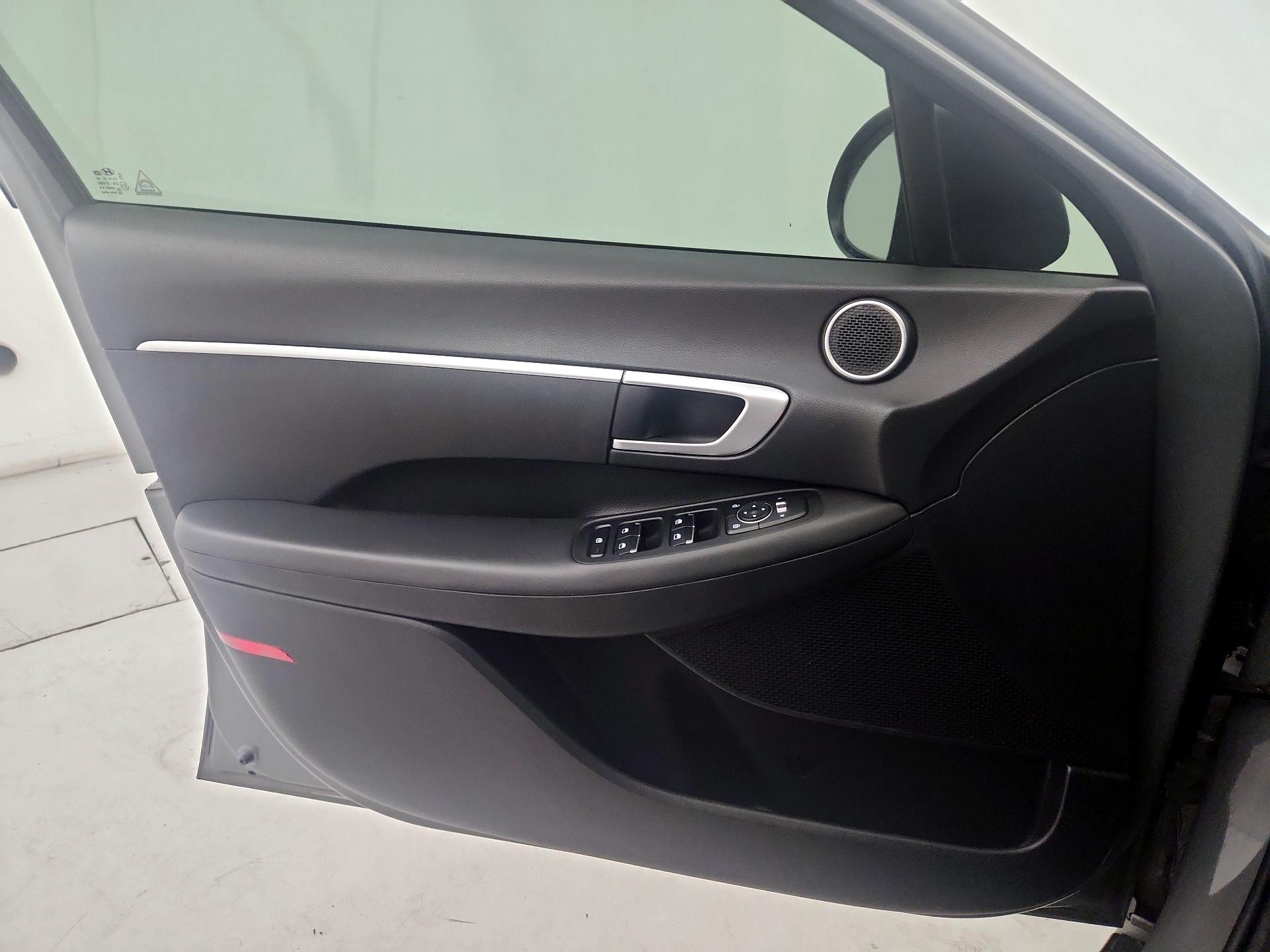 Thumbnail: 2020 Hyundai Sonata - 12