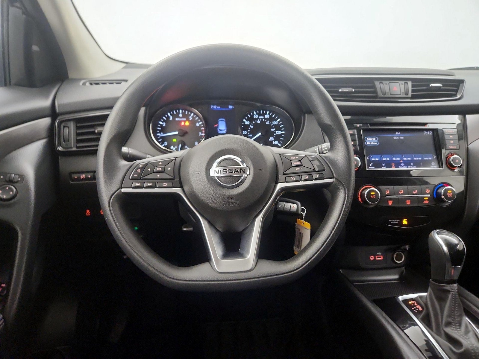 2020 Nissan Rogue Sport S - Photo 11
