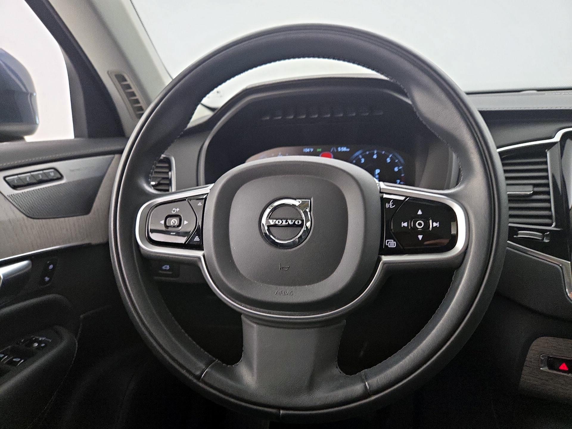 Thumbnail: 2021 Volvo XC90 - 10