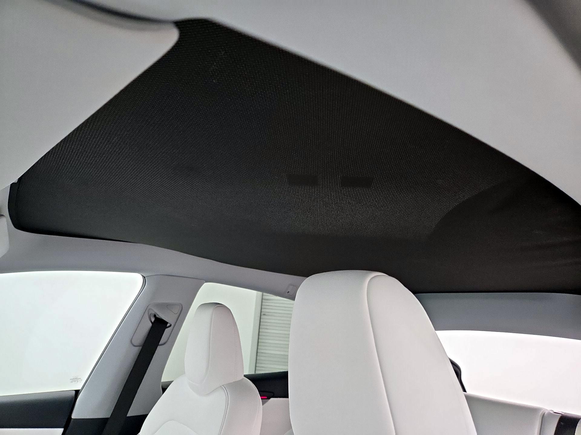 Thumbnail: 2026 Tesla Model Y - 18
