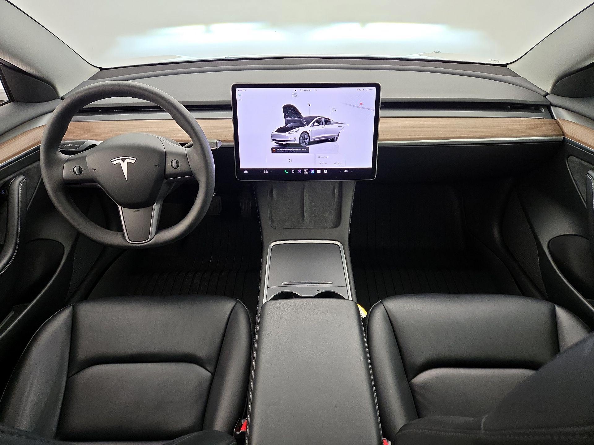 Thumbnail: 2023 Tesla Model 3 - 9