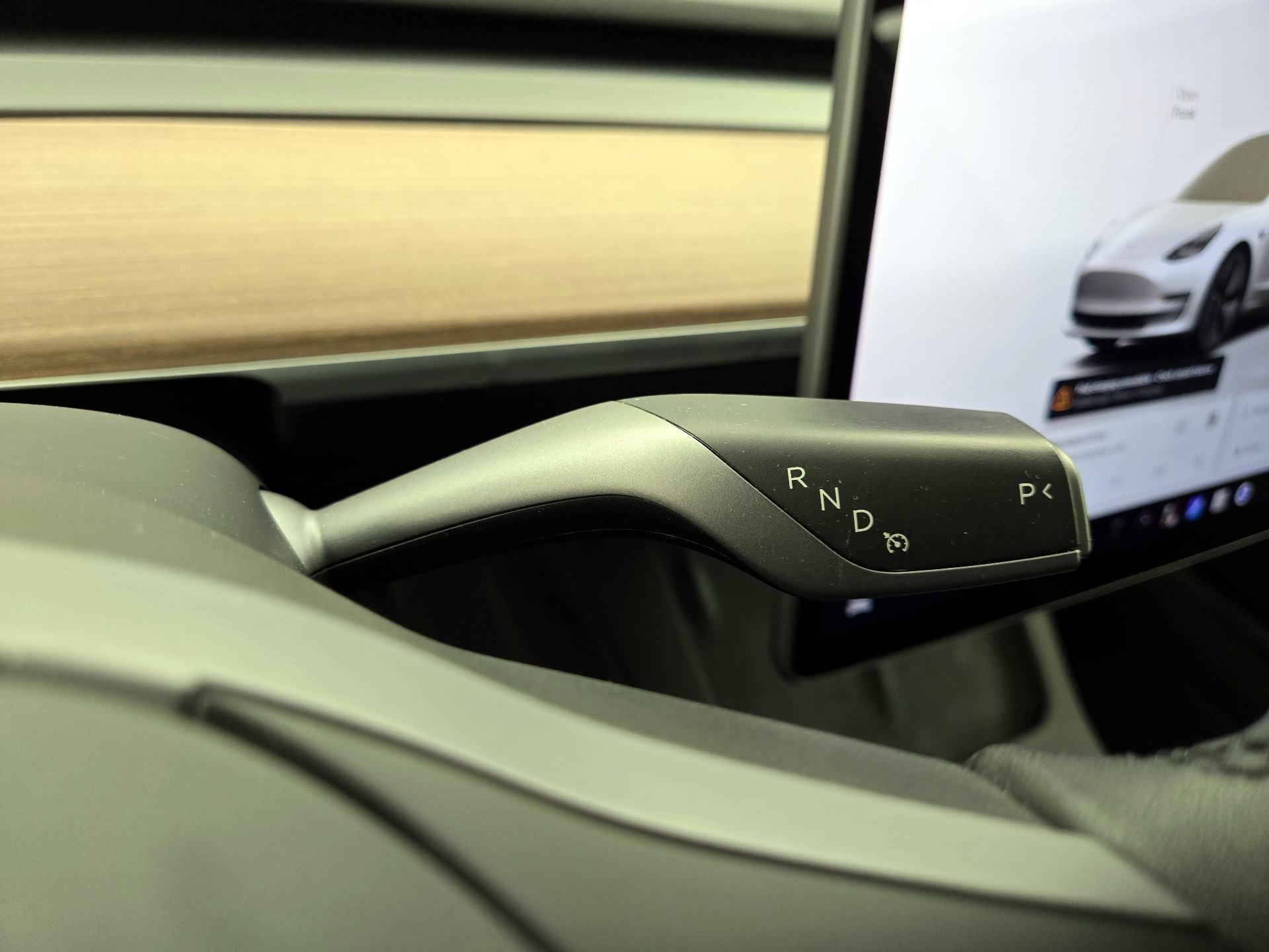 Thumbnail: 2023 Tesla Model 3 - 17