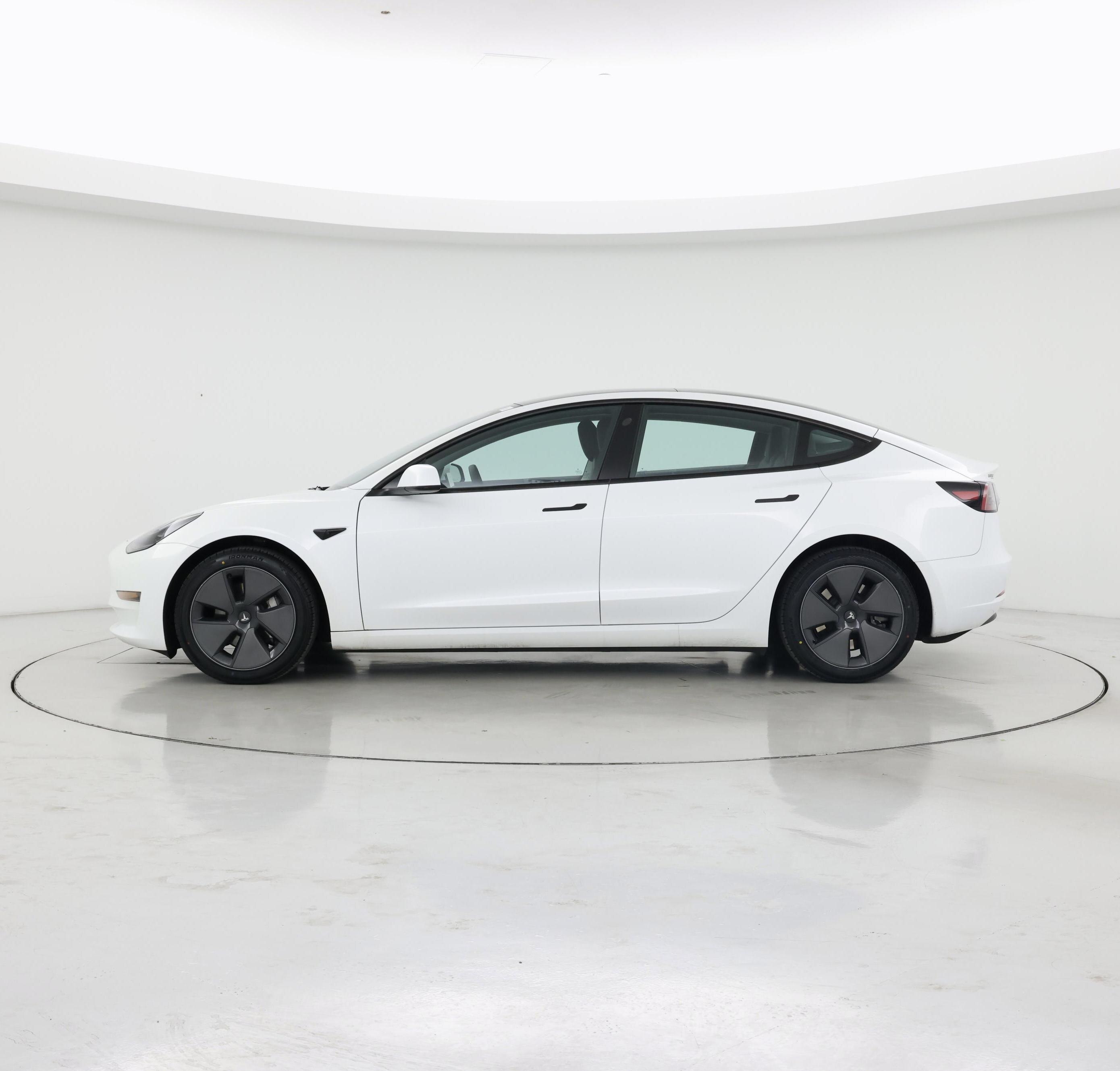Thumbnail: 2023 Tesla Model 3 - 3