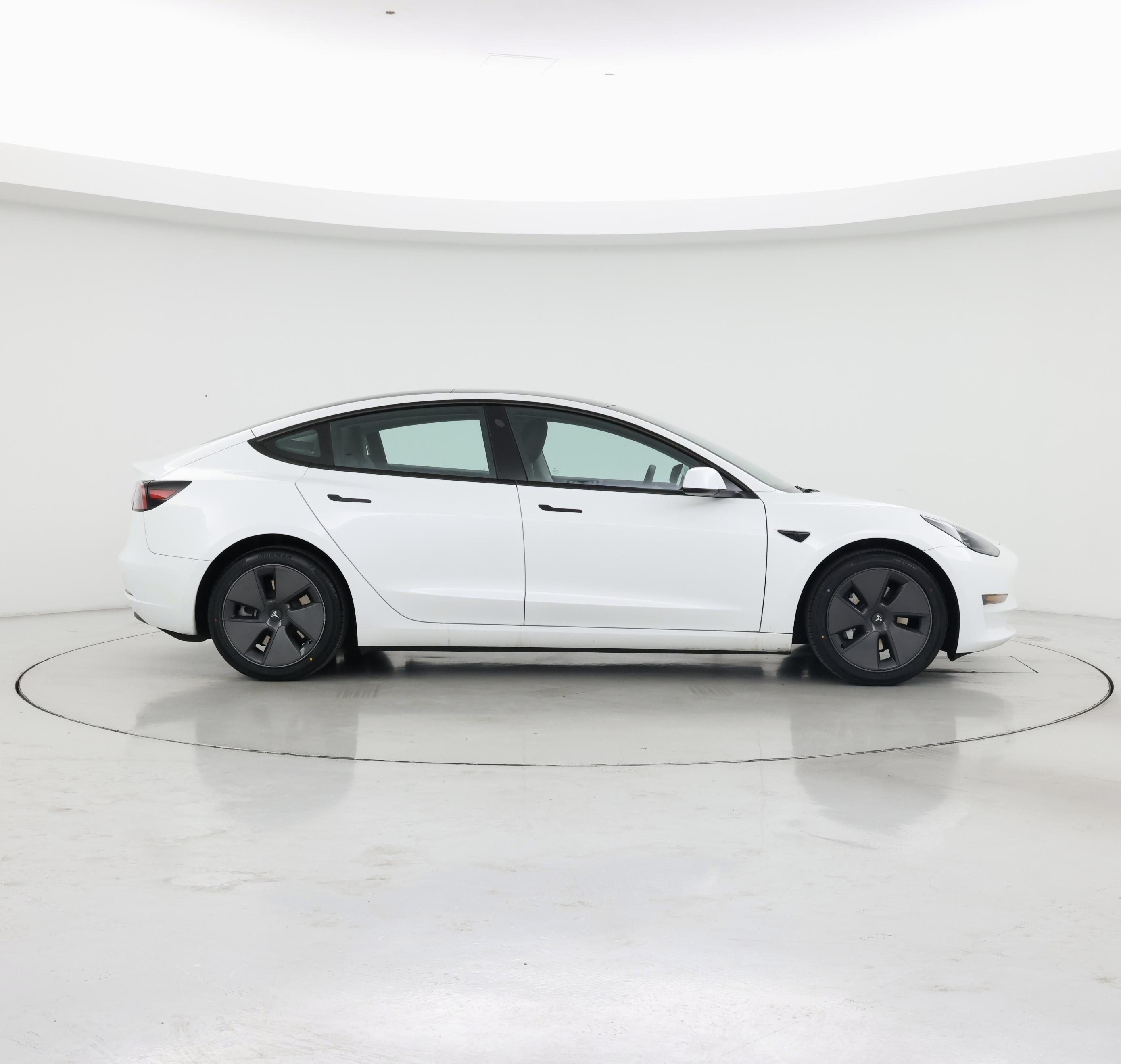 Thumbnail: 2023 Tesla Model 3 - 7