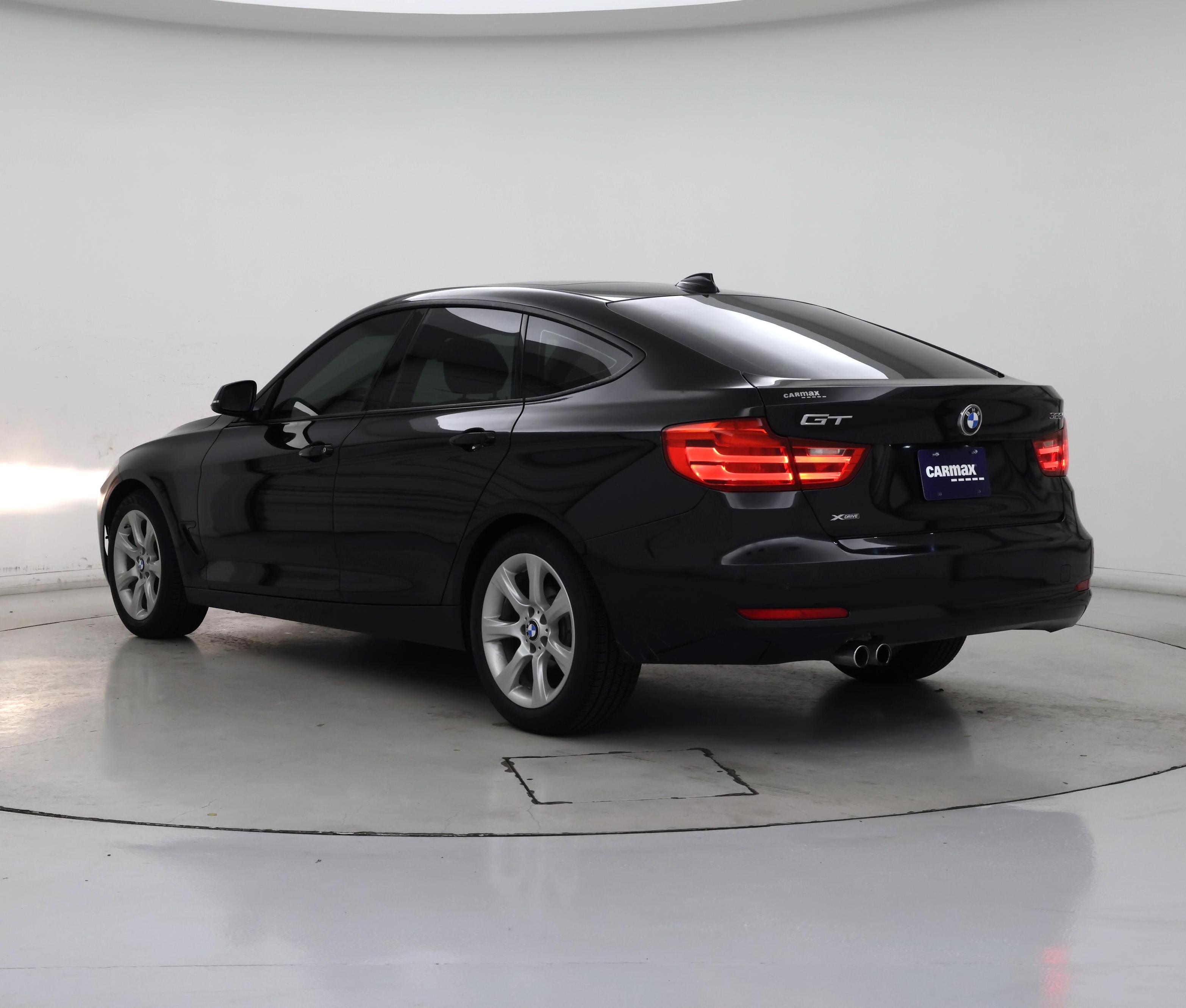 Thumbnail: 2015 BMW 3 Series - 2