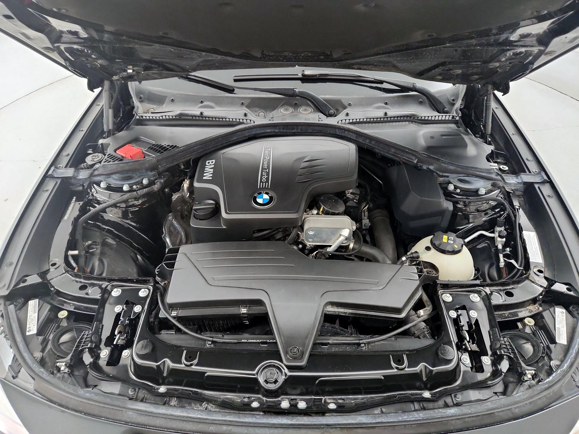 Thumbnail: 2015 BMW 3 Series - 20